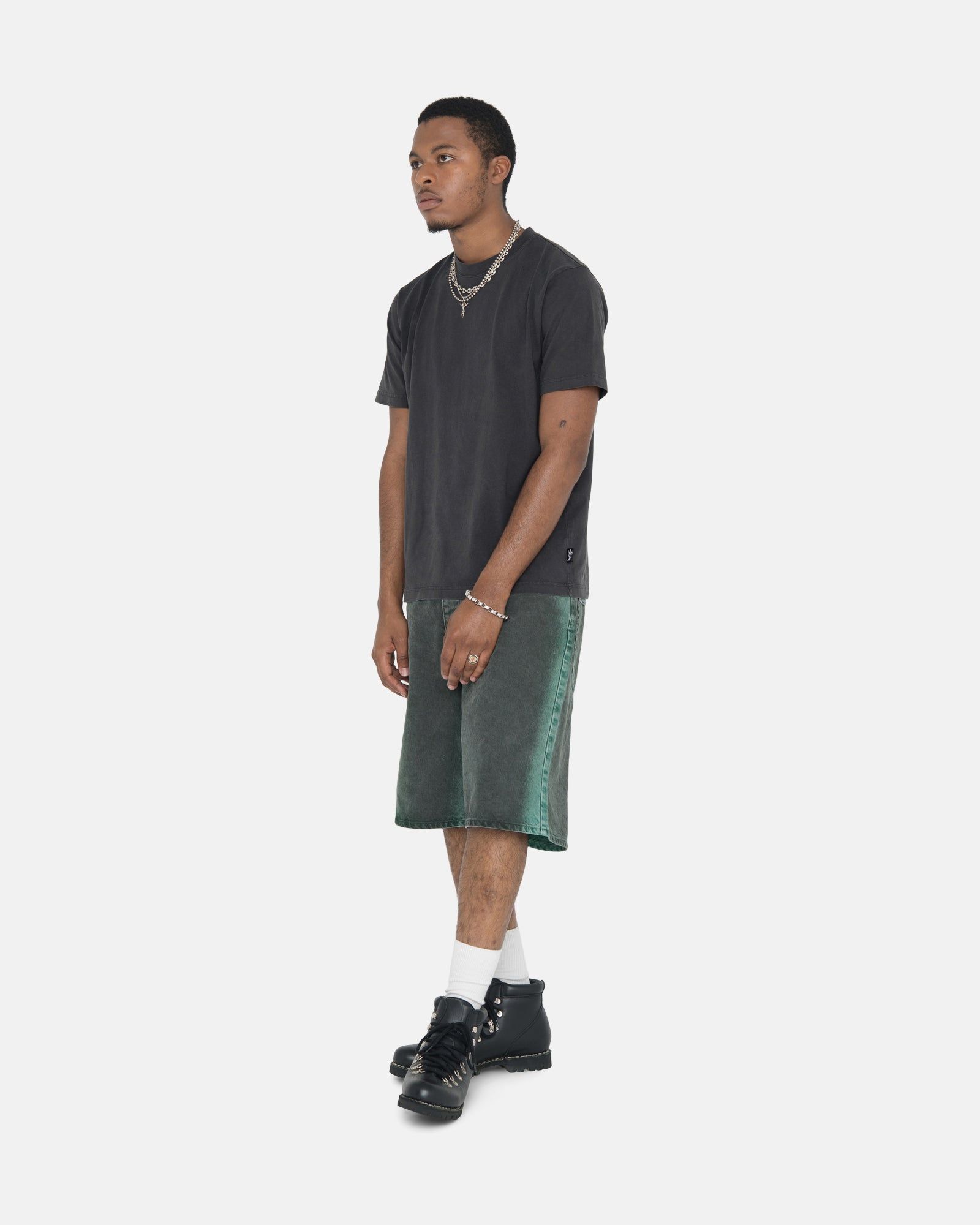 SPRAY DYE BIG OL' SHORTS | Parallel