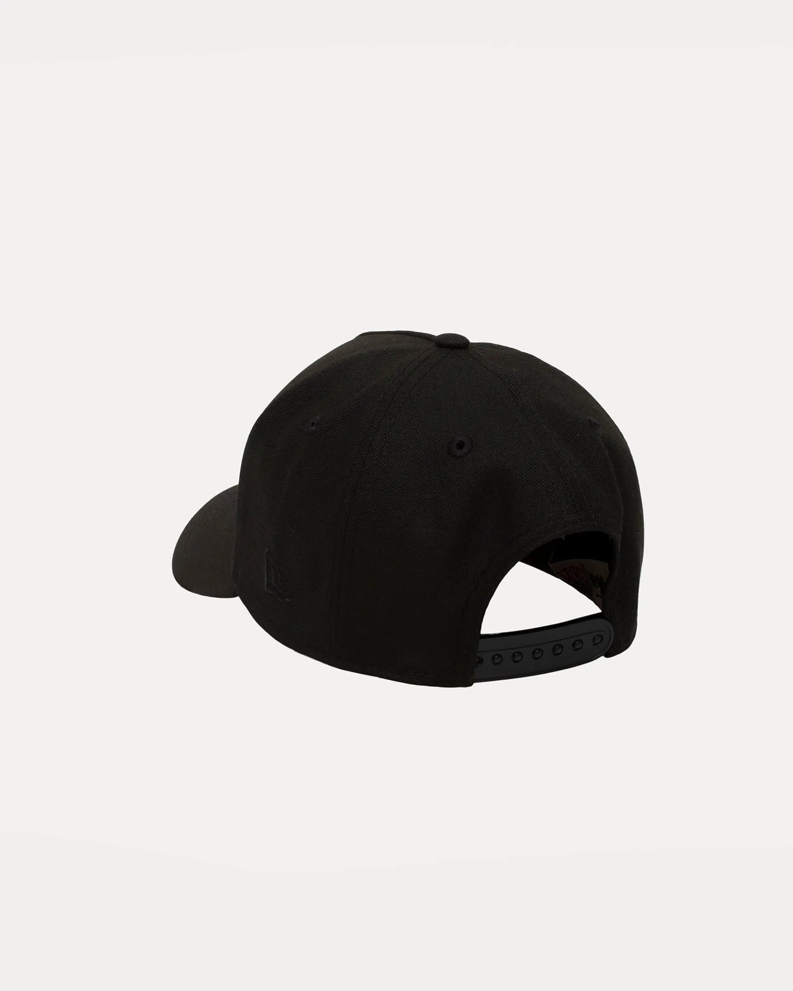 NEW ERA 9FORTY BASIC STRAPBACK sold by Stussy product image thumbnail 3