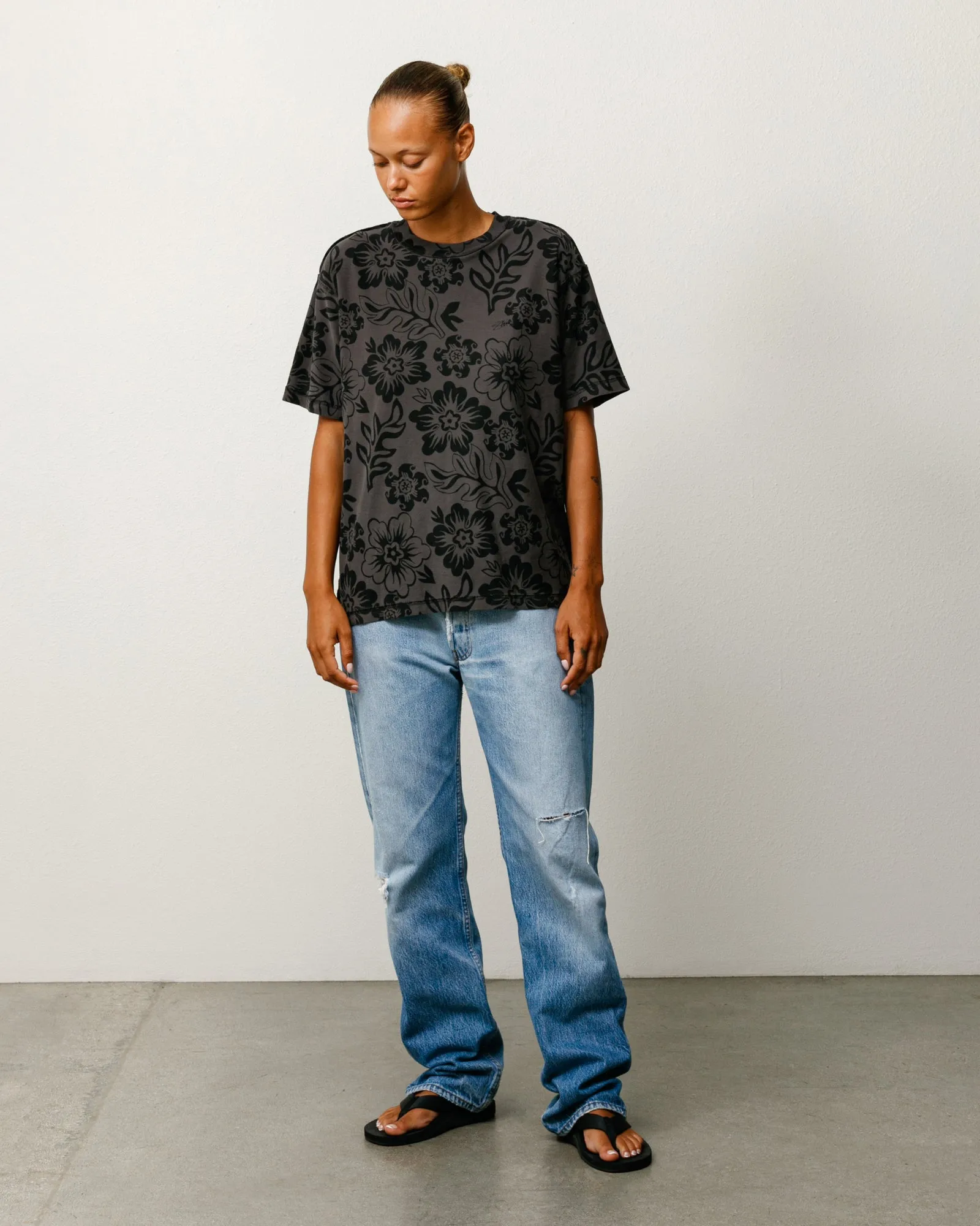 LAZY FLORAL TEE sold by Stussy