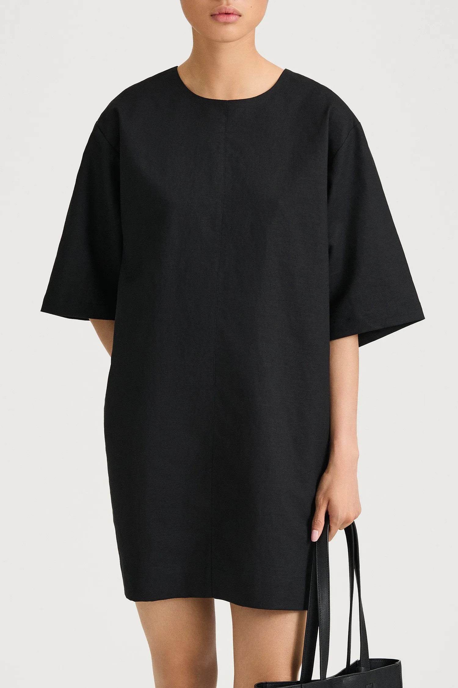 SINI DRESS - BLACK sold by Stylein product image thumbnail 3