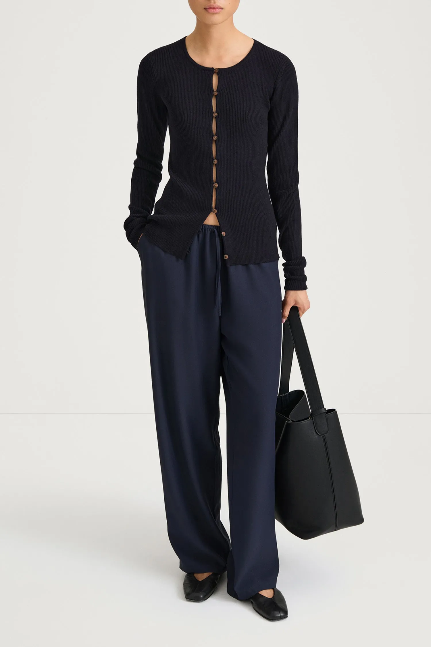 HAMANI CARDIGAN - NAVY sold by Stylein