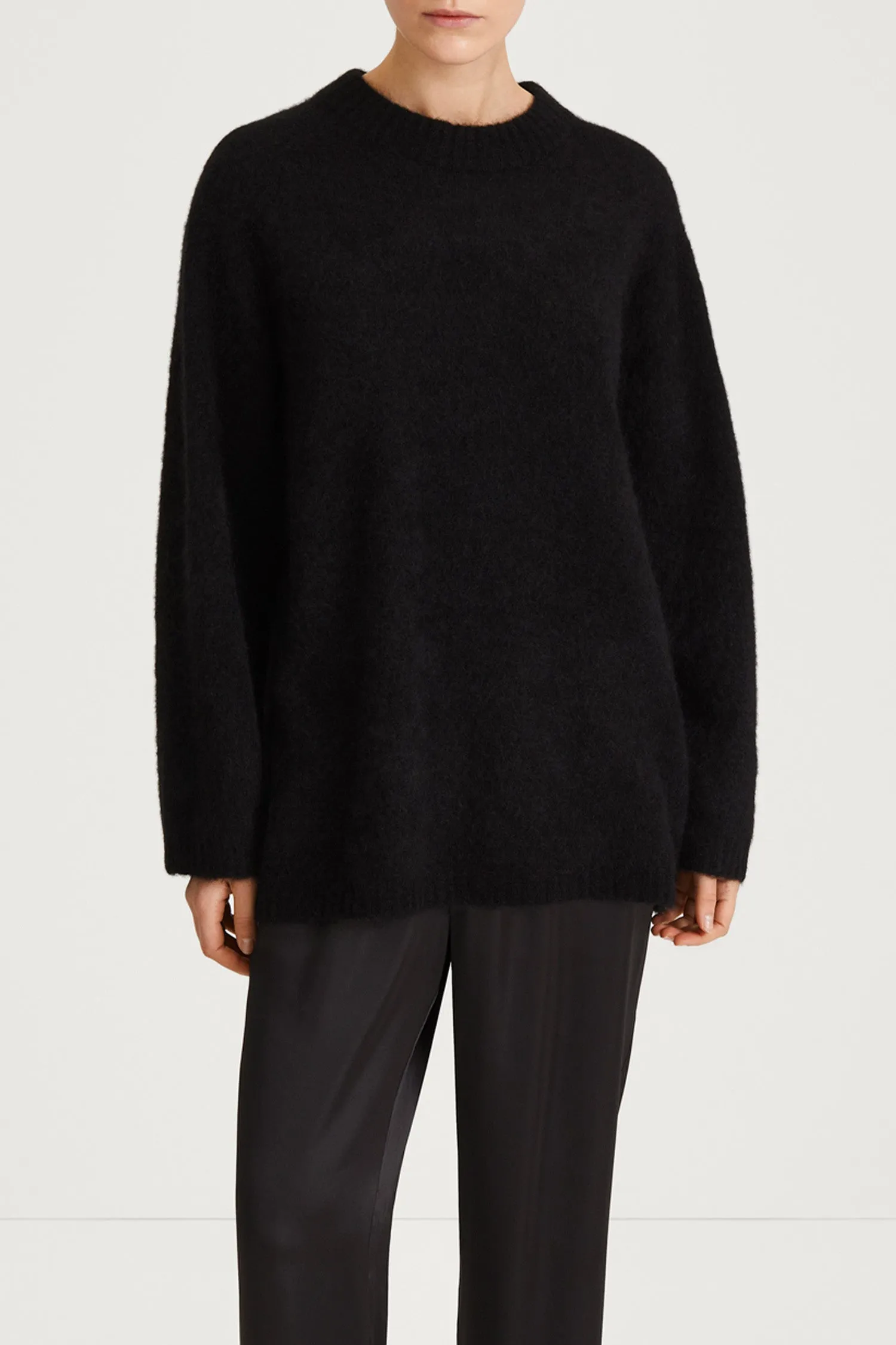 NOEMI PLAIN SWEATER - BLACK sold by Stylein product image thumbnail 3