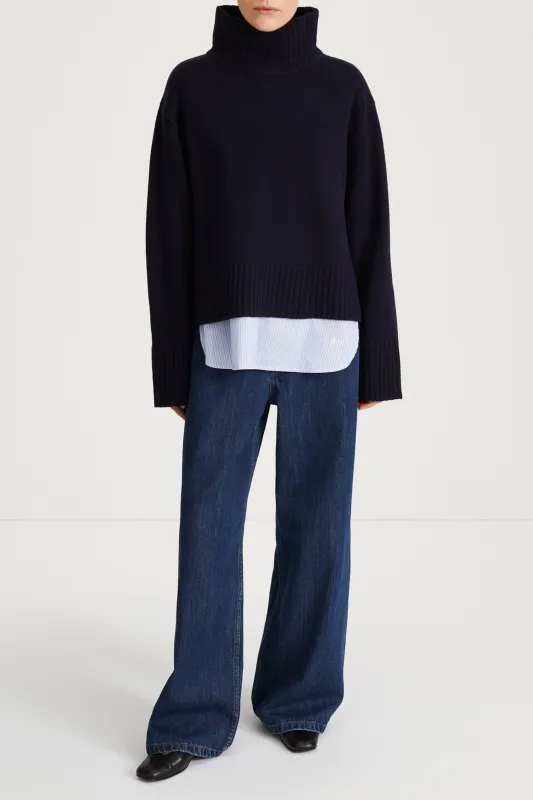HILARY SWEATER - NAVY made by Stylein