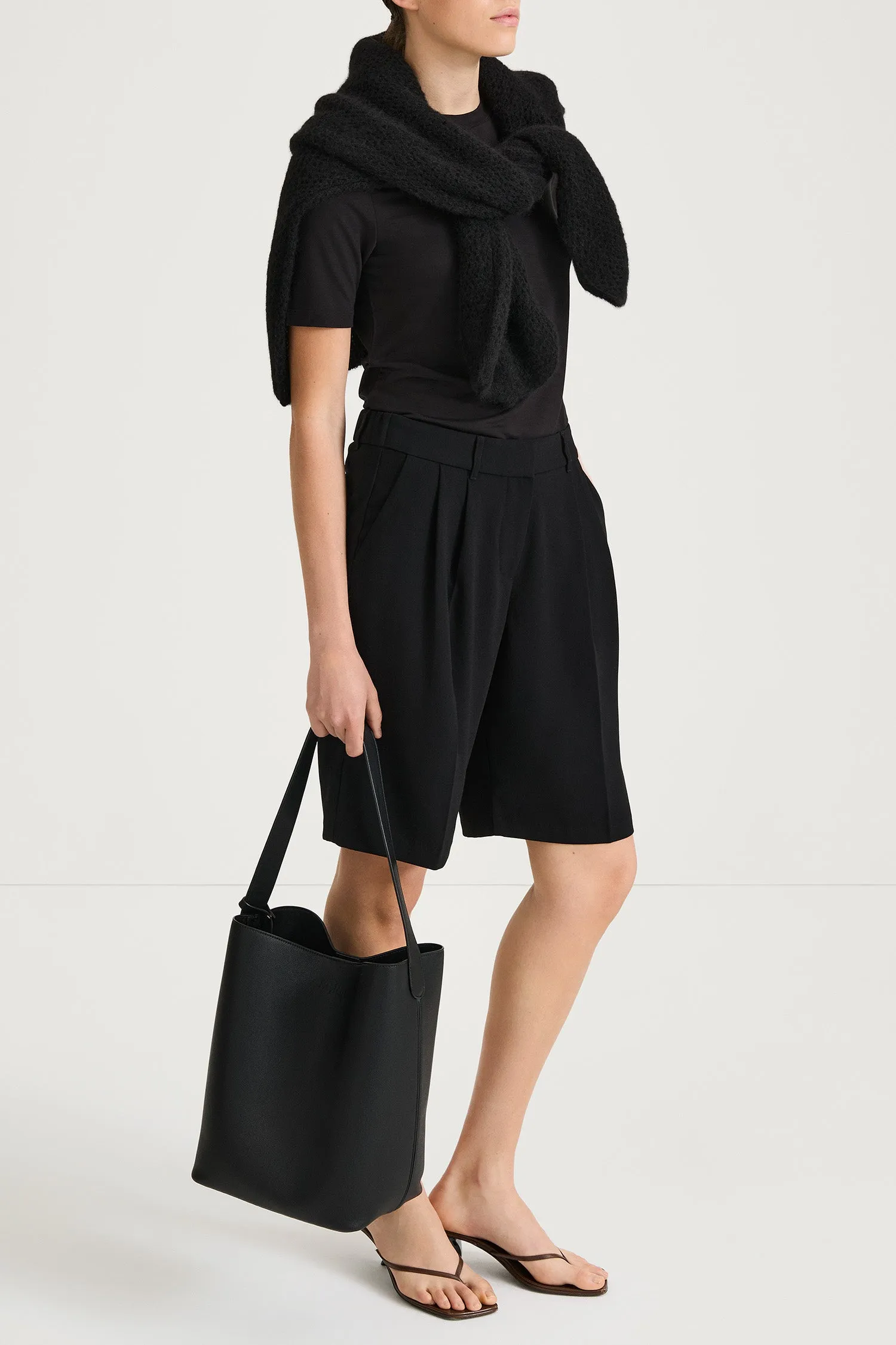 BORE SHORTS - BLACK sold by Stylein product image thumbnail 3