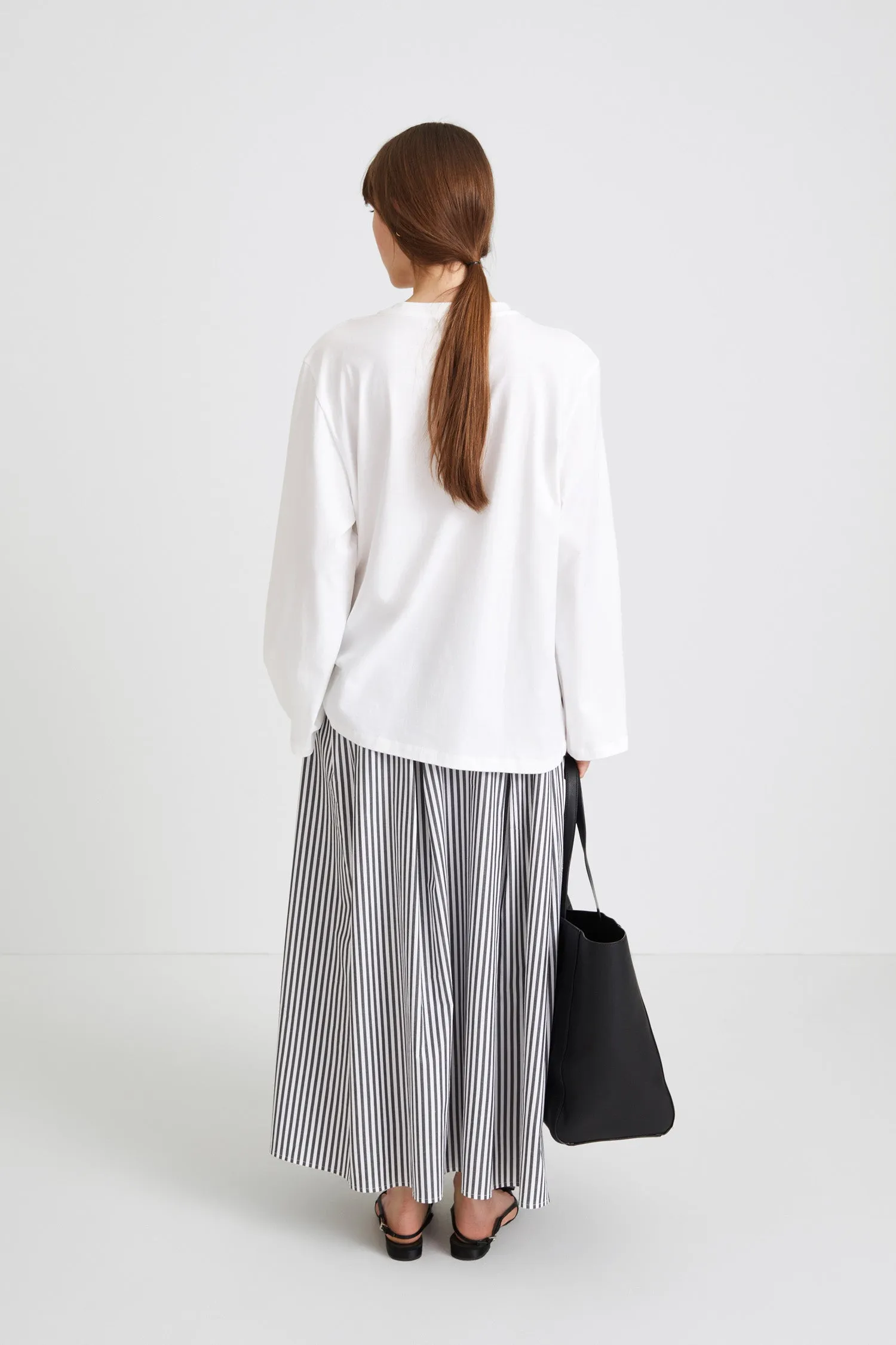 JIM LONG SLEEVE - WHITE sold by Stylein product image thumbnail 4