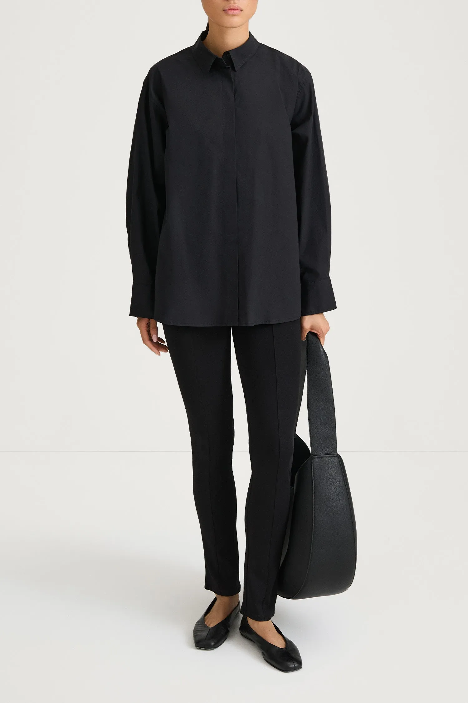 MID WAIST LEGGINGS - DANIELLA BLACK sold by Stylein