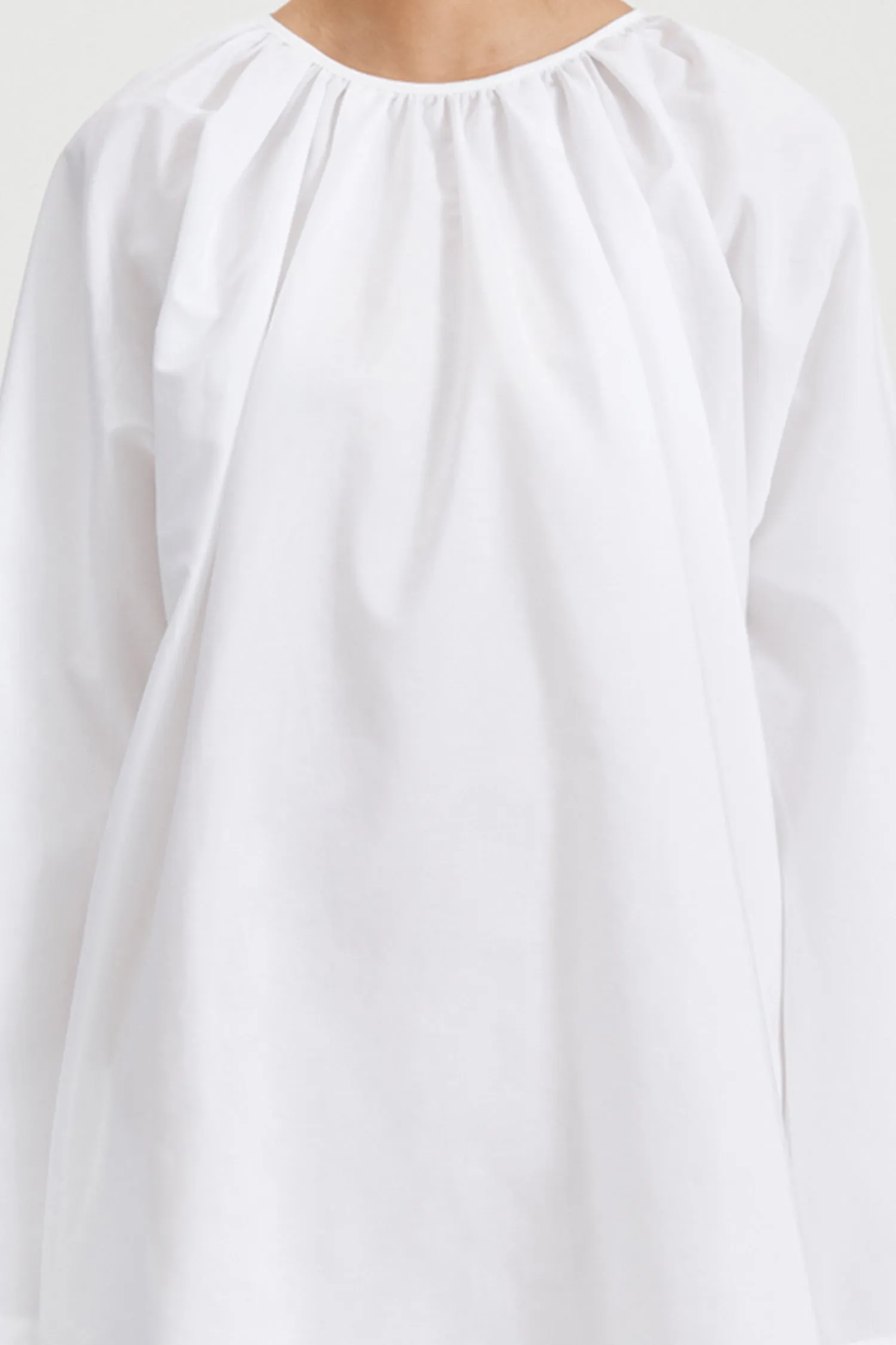 JUNI DRESS - WHITE sold by Stylein product image thumbnail 5