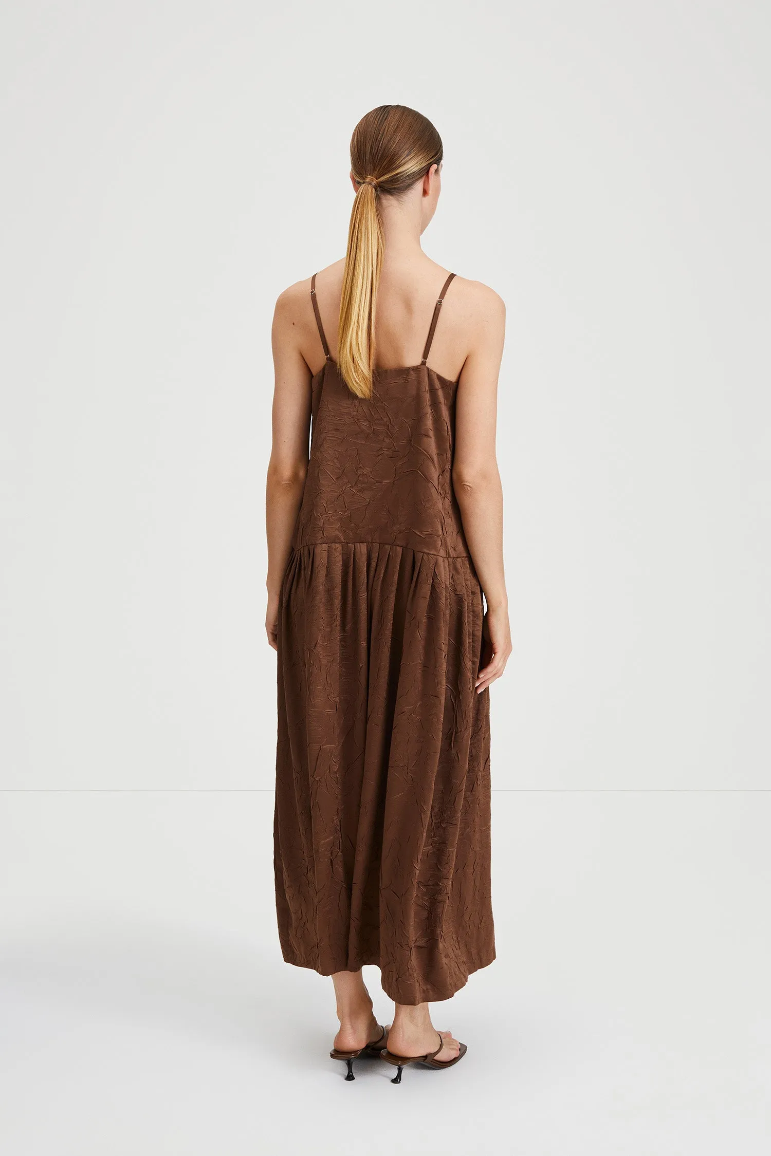 MILENA DRESS - BROWN sold by Stylein product image thumbnail 4
