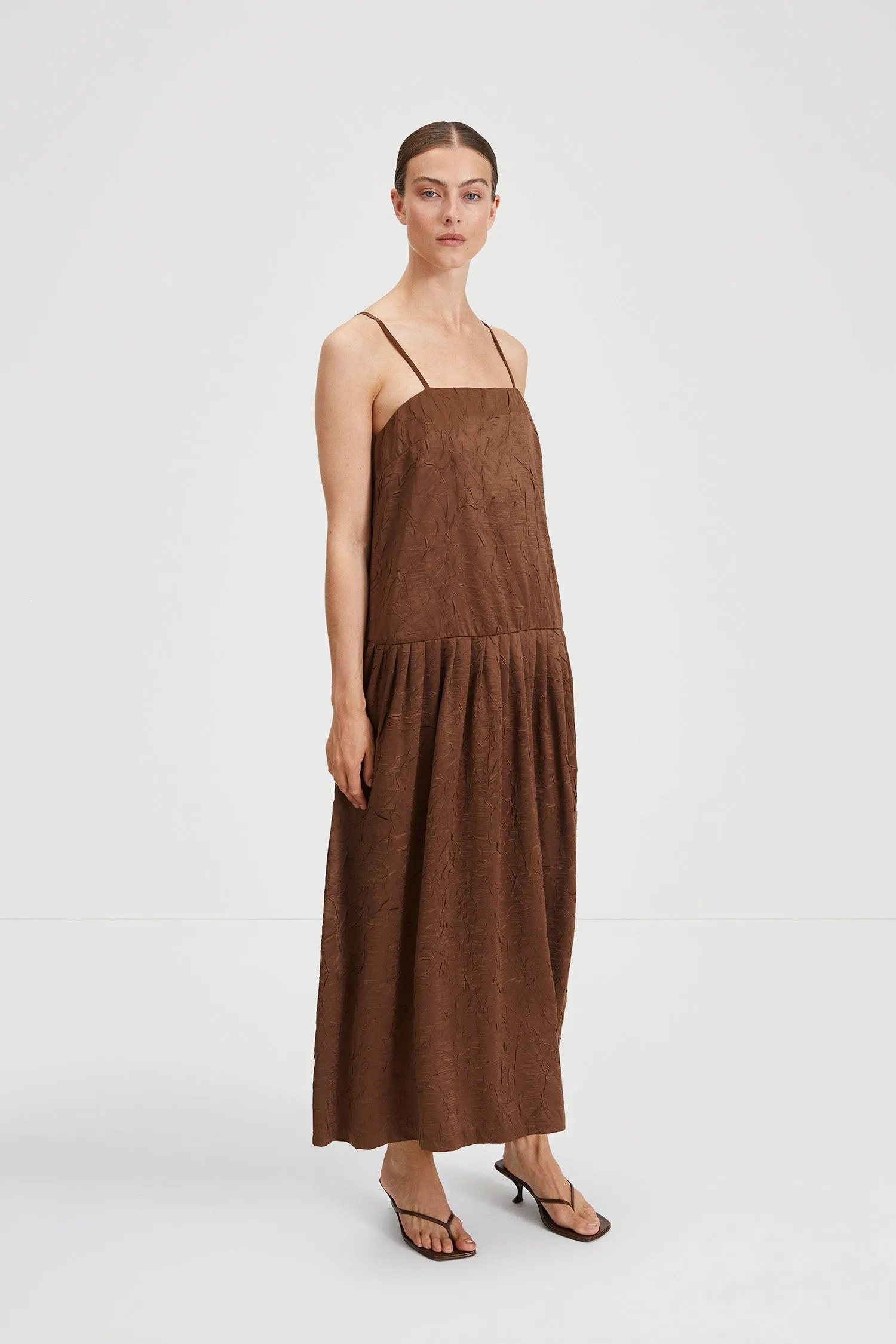 MILENA DRESS - BROWN sold by Stylein product image thumbnail 3