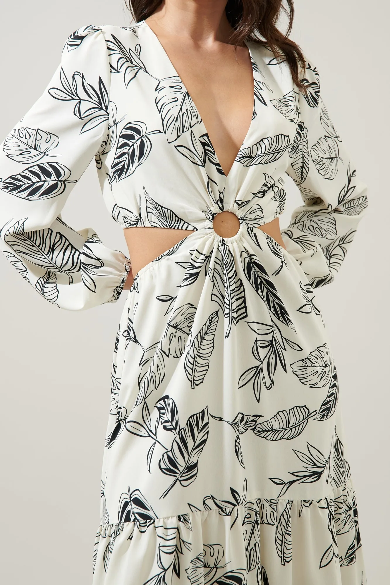 Another Day O-Ring Cut Out Midi Dress sold by Sugarlips product image thumbnail 4