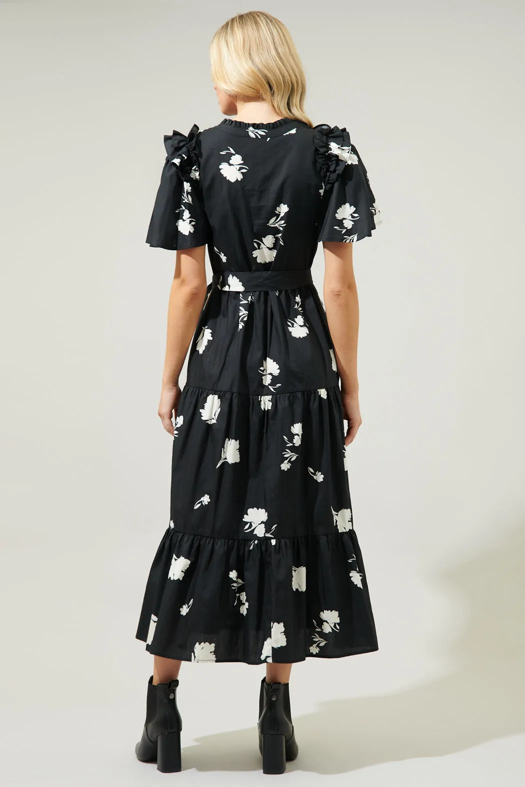 Fleur Noir Escondido Tiered Shift Midi Dress sold by Sugarlips product image thumbnail 2