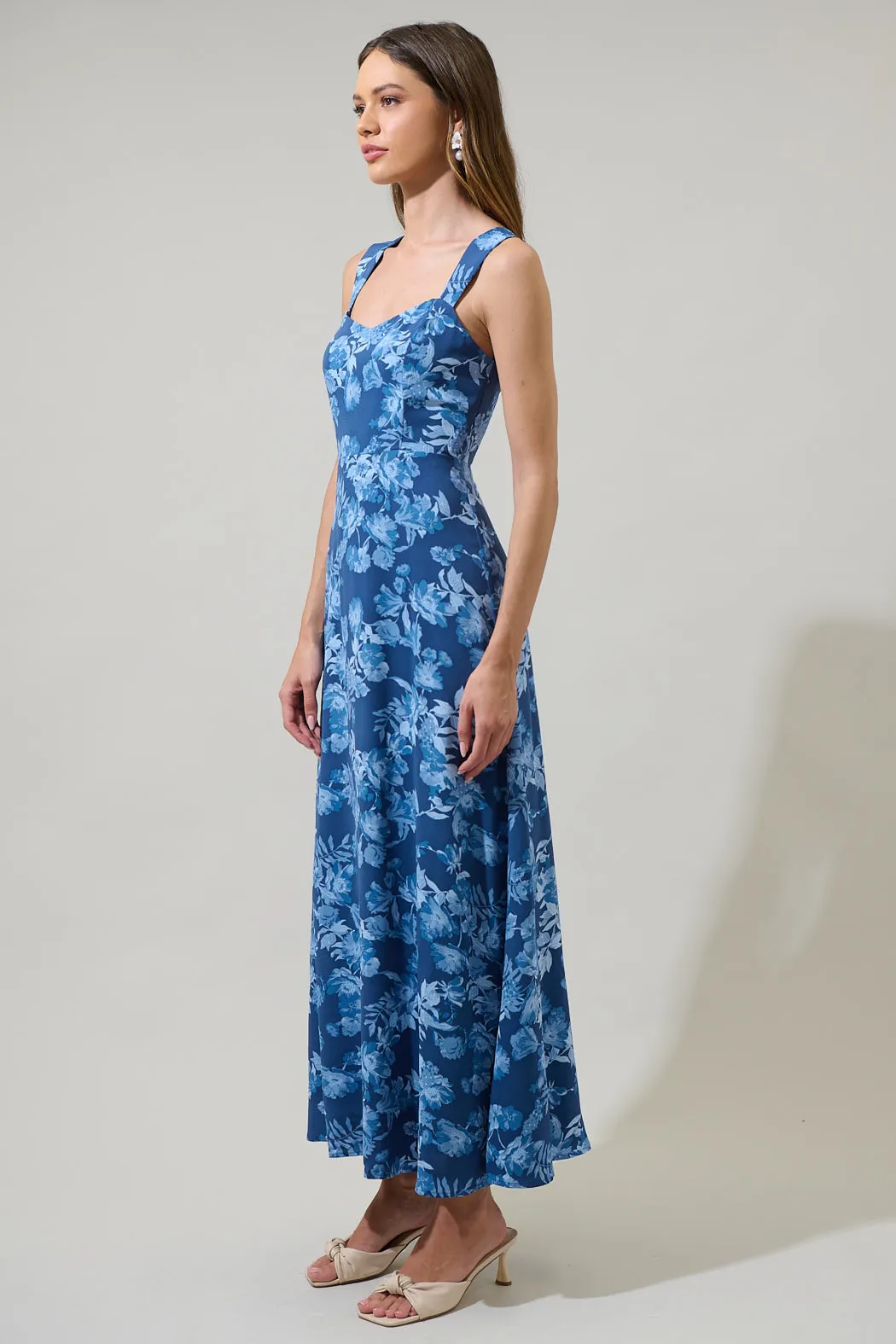 Bary Floral Smocked Maxi Dress sold by Sugarlips product image thumbnail 4