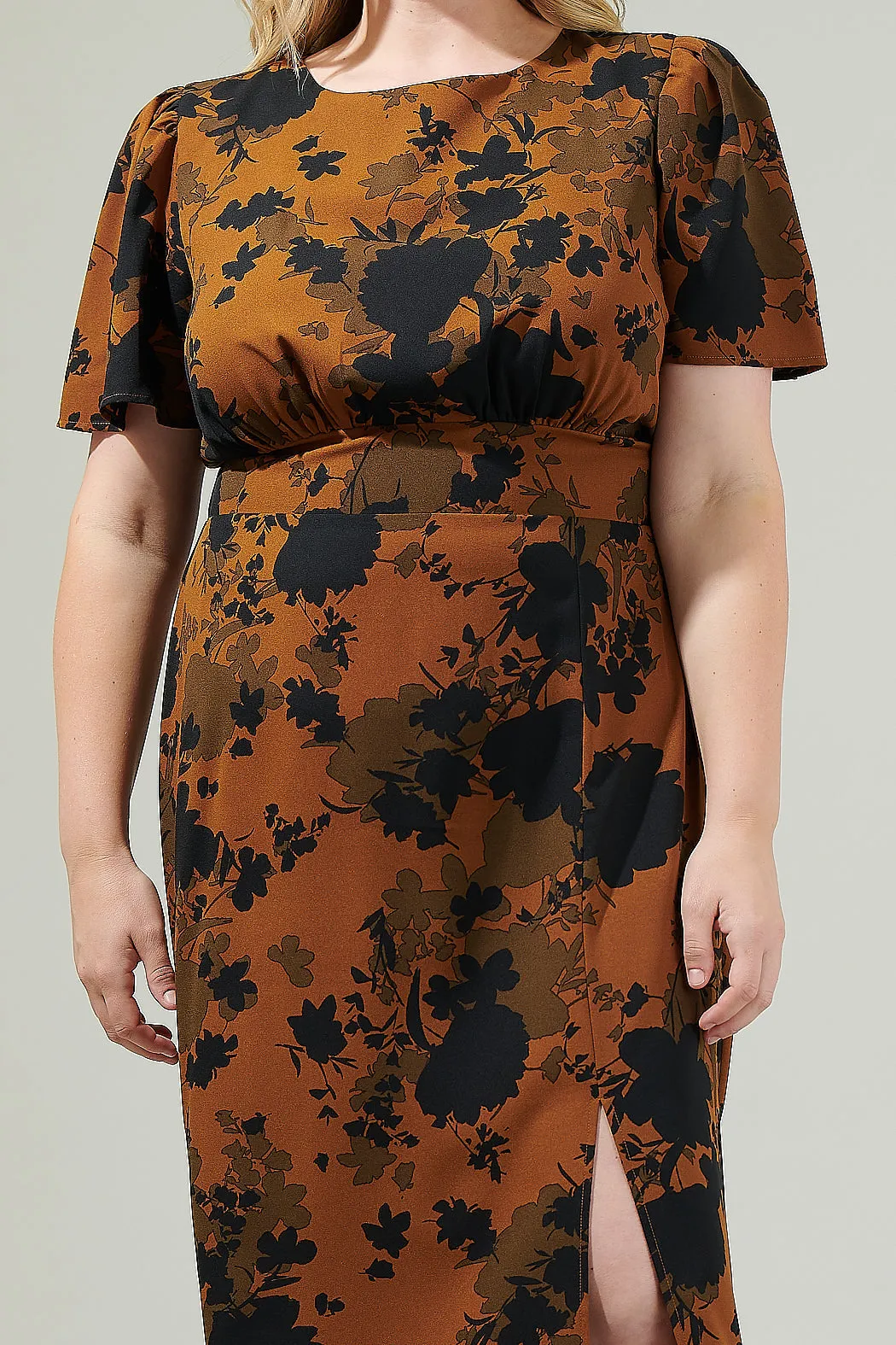 Sandy Floral Bloom Midi Dress Curve sold by Sugarlips product image thumbnail 4