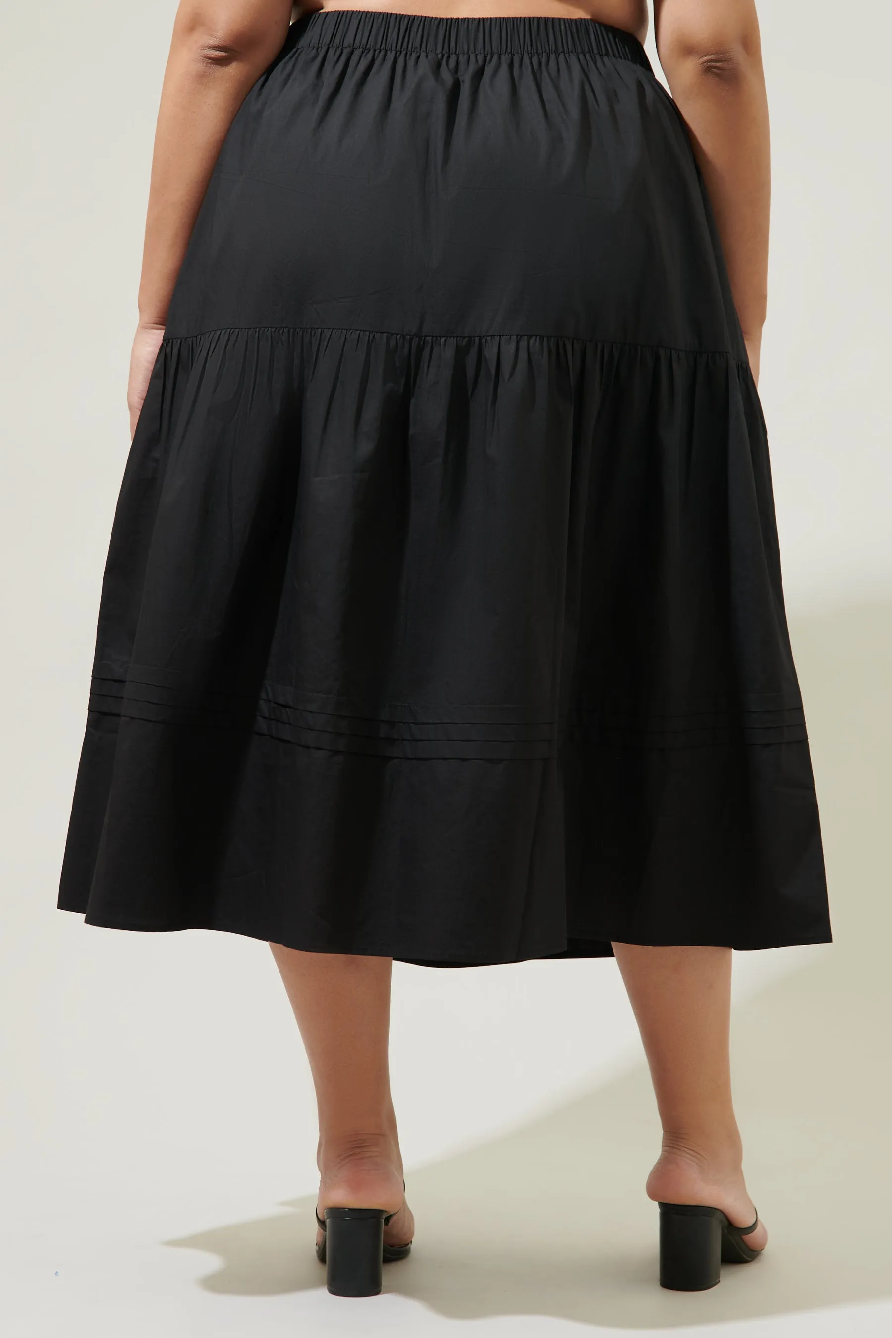 Flores Pleated Midi Skirt Curve sold by Sugarlips product image thumbnail 2