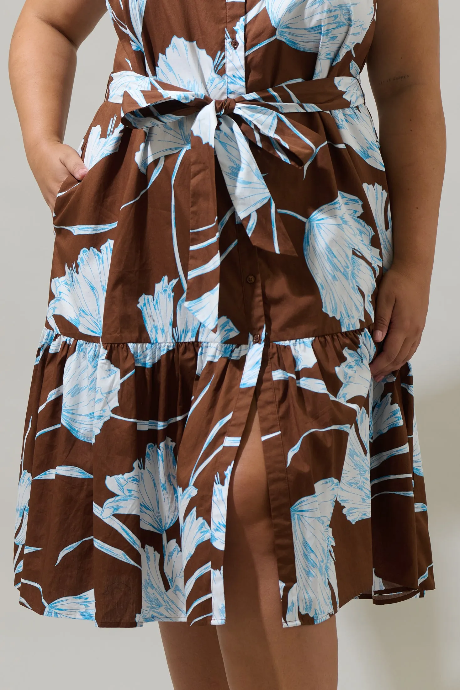 Zico Floral Dynamite Button Midi Dress Curve sold by Sugarlips product image thumbnail 4