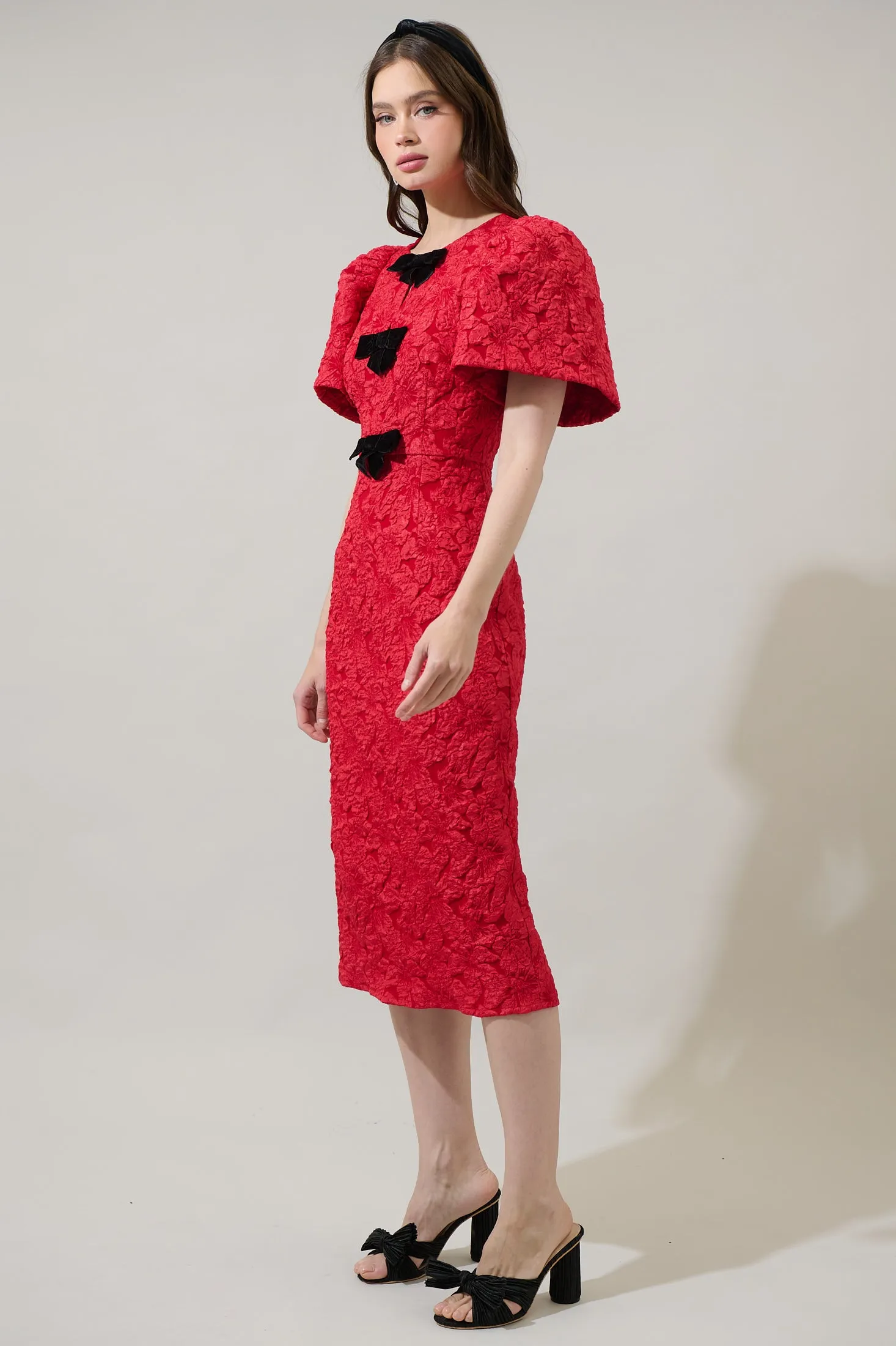 Arielle Jacquard Tania Short Sleeve Midi Dress sold by Sugarlips product image thumbnail 3