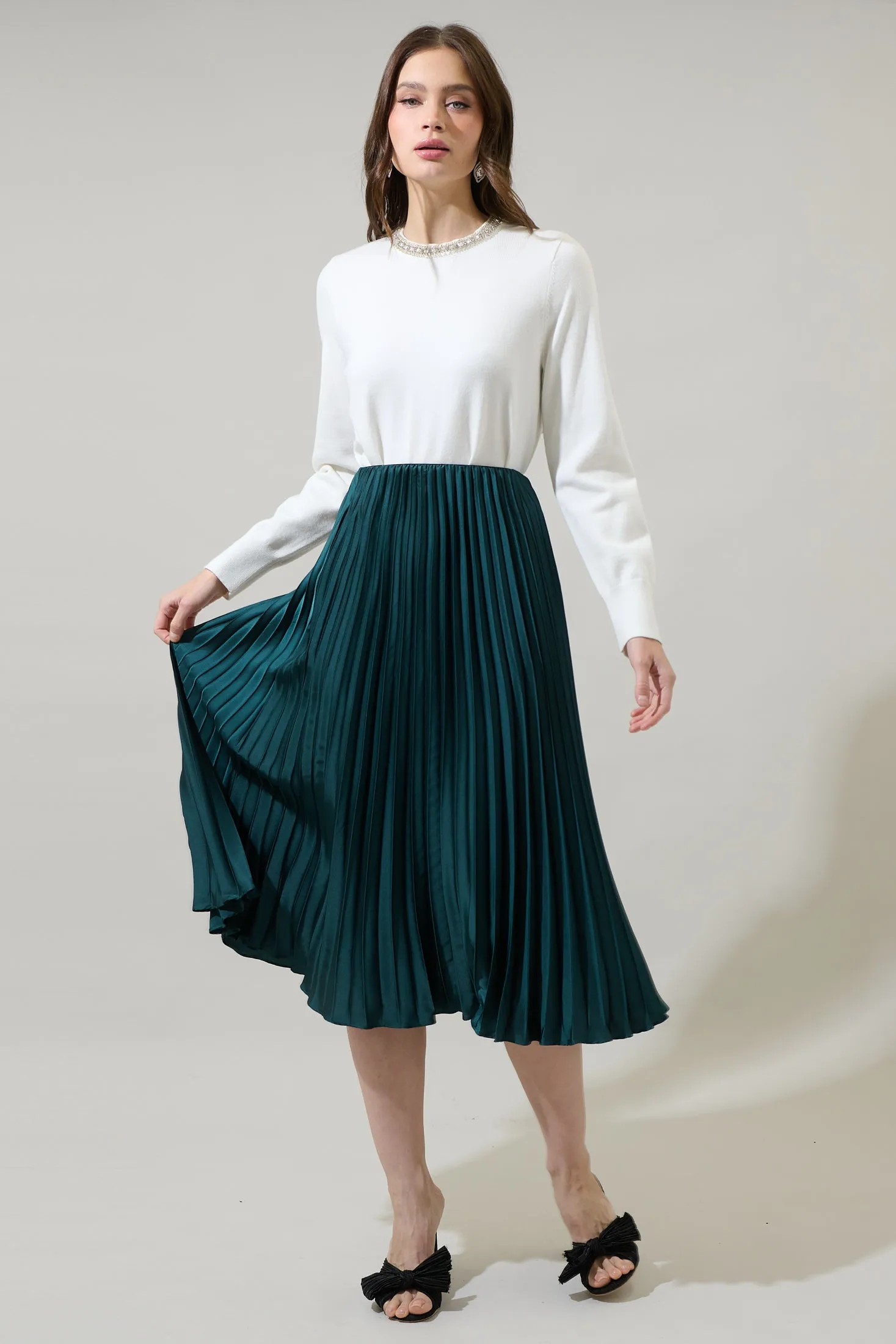 Caddice Beaded Embellished Crewneck Sweater sold by Sugarlips product image thumbnail 4