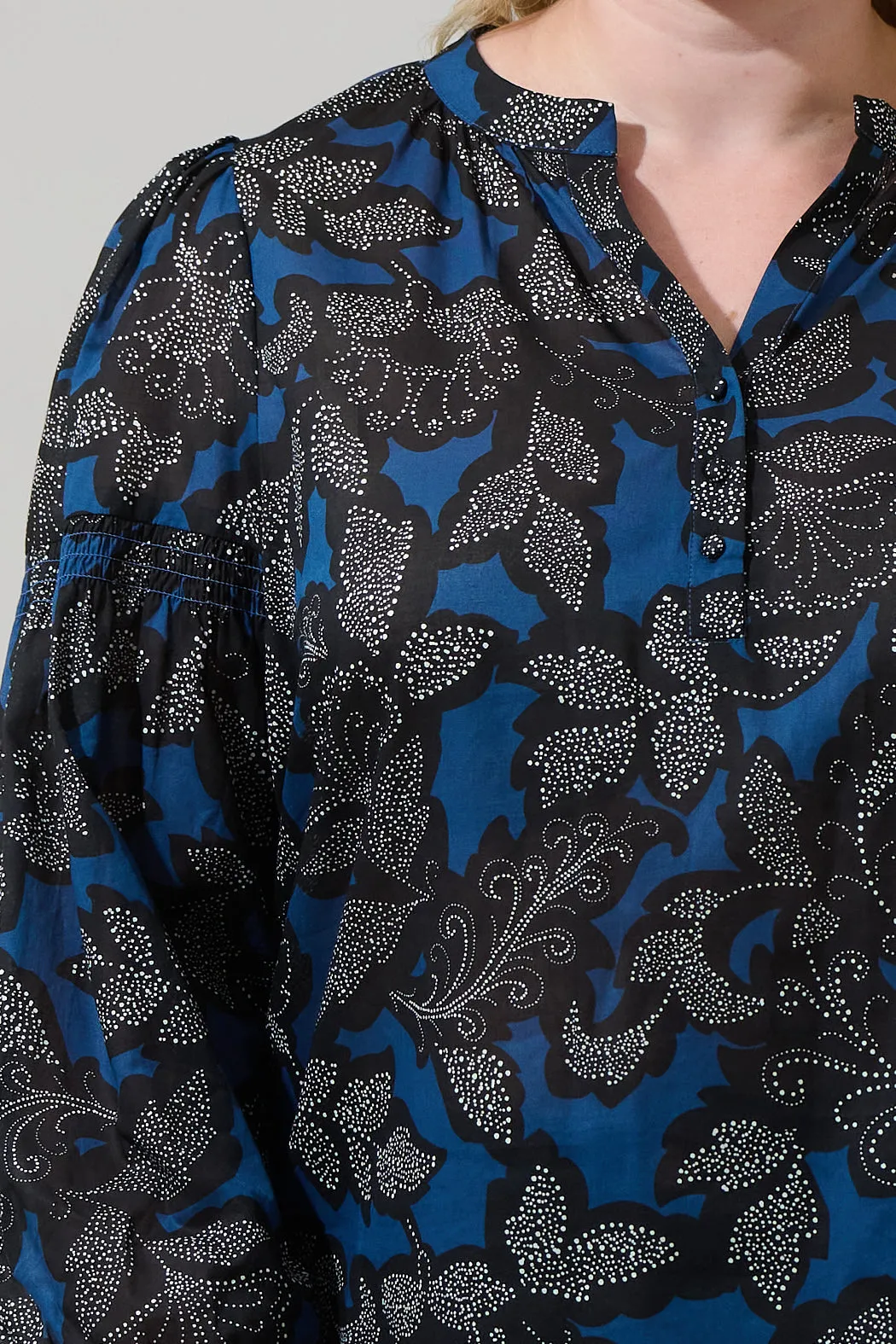Aurina Floral Jamille Split Neck Poplin Top Curve sold by Sugarlips product image thumbnail 5