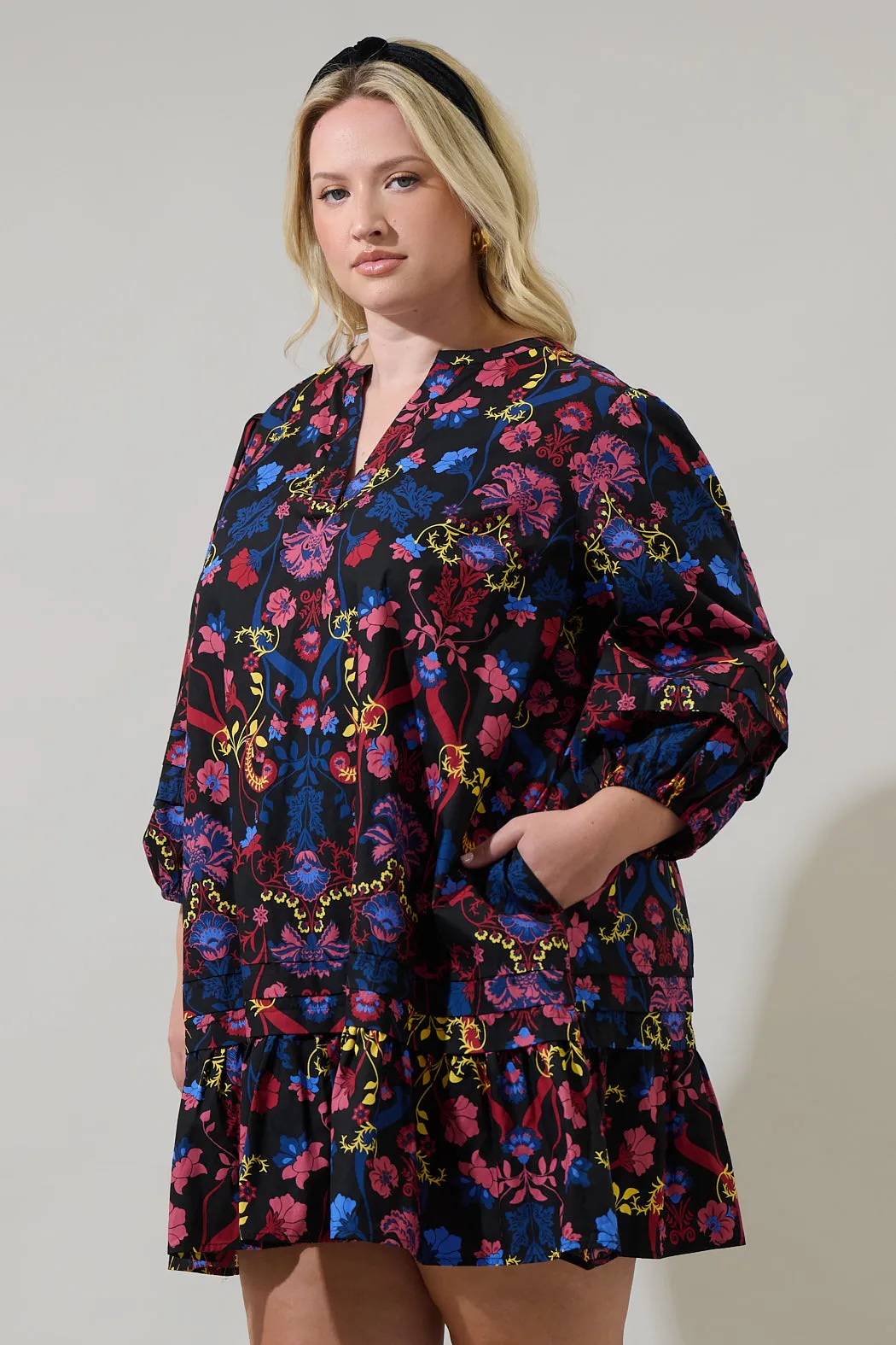 Palmero Midnight Velma Ruffle Shift Dress Curve sold by Sugarlips product image thumbnail 3