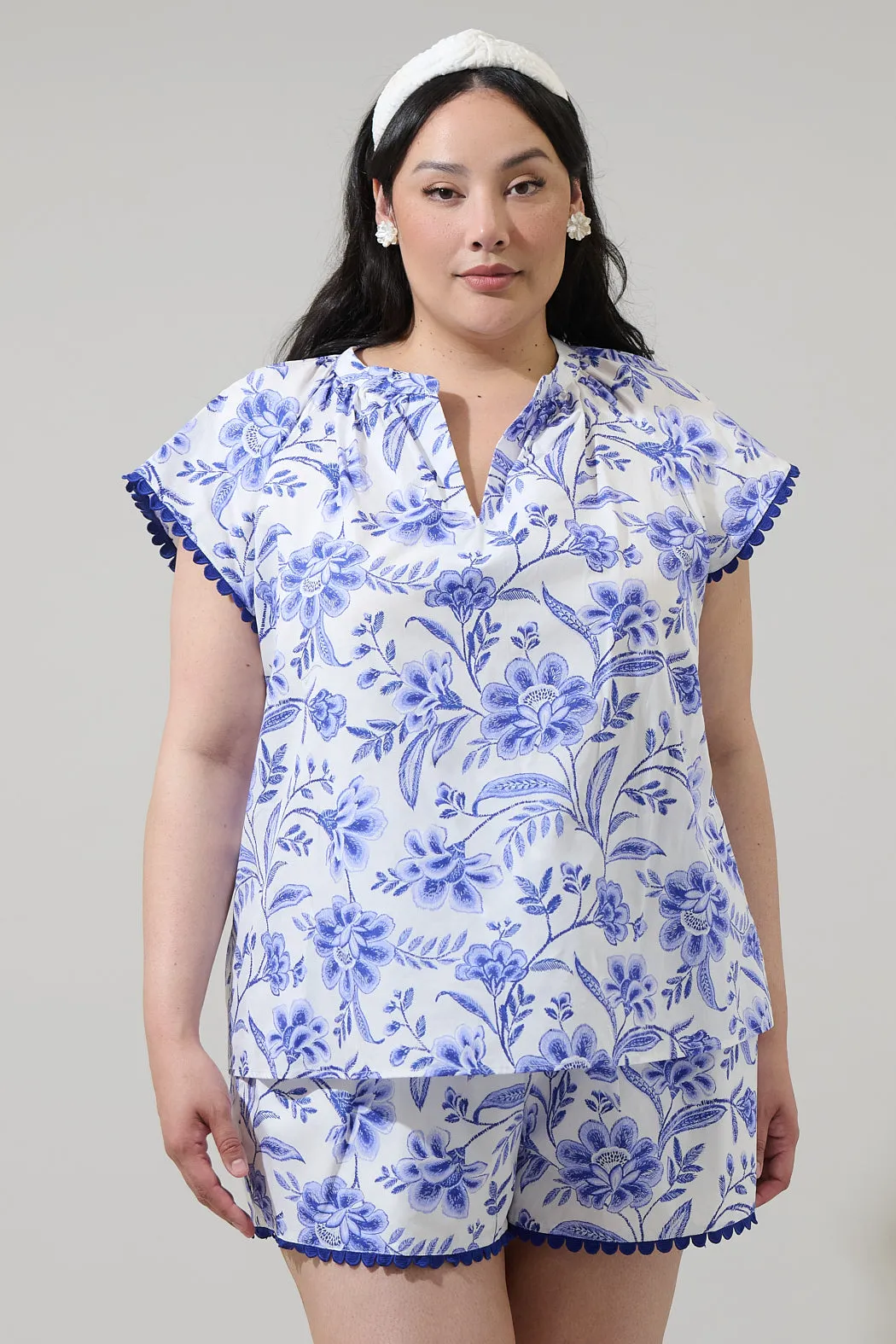 Maeve Floral Ayla Split Neck Top Curve sold by Sugarlips product image thumbnail 5