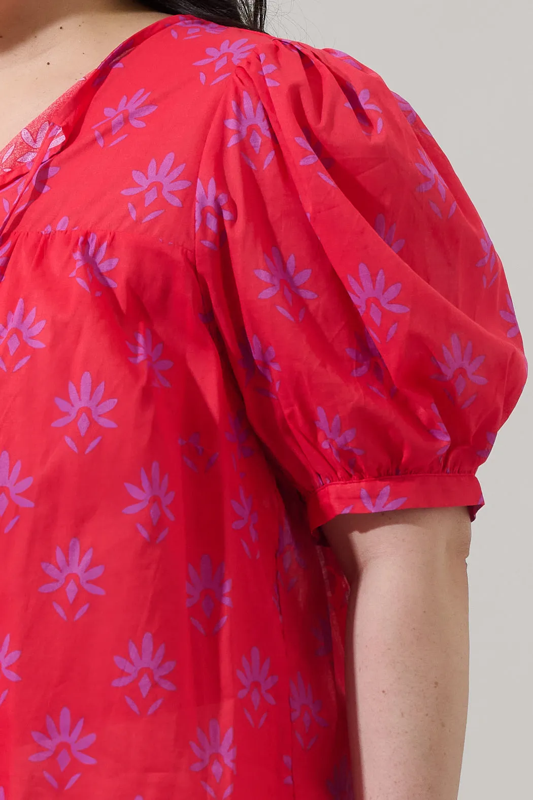 Delmas Floral Louisa Split Neck Top Curve sold by Sugarlips product image thumbnail 5