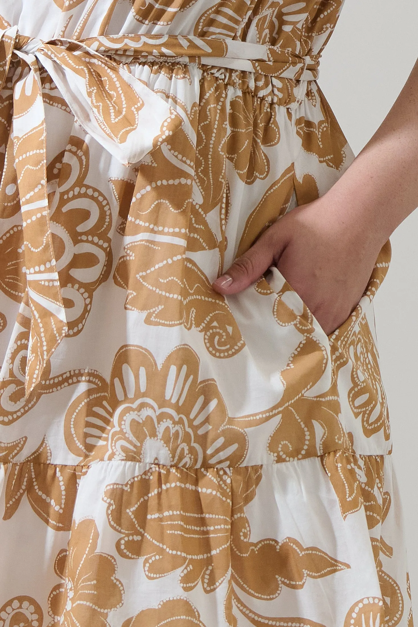 Nadya Floral Eriny Ruffle Mini Dress Curve sold by Sugarlips product image thumbnail 5