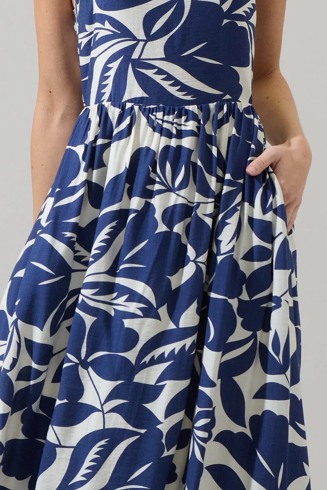 Rini Floral Emm Halter Maxi Dress sold by Sugarlips product image thumbnail 4