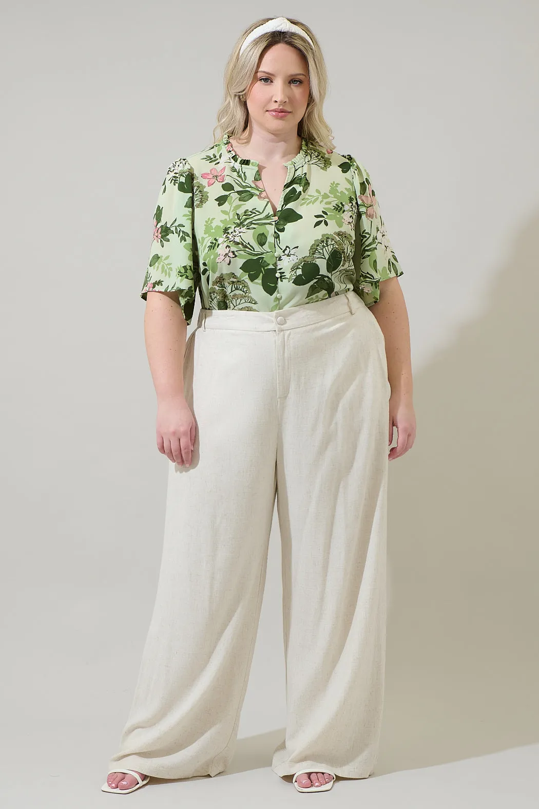 Zane Floral Bryn Button Blouse Curve sold by Sugarlips product image thumbnail 4
