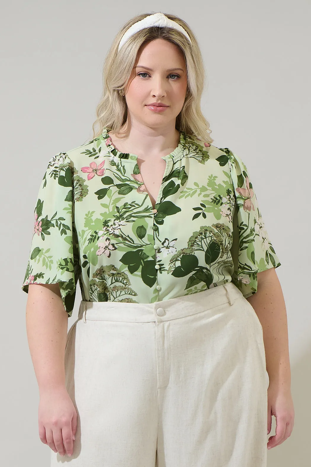 Zane Floral Bryn Button Blouse Curve sold by Sugarlips