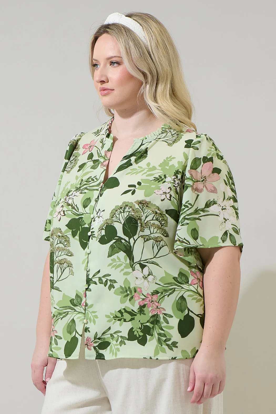 Zane Floral Bryn Button Blouse Curve sold by Sugarlips product image thumbnail 3