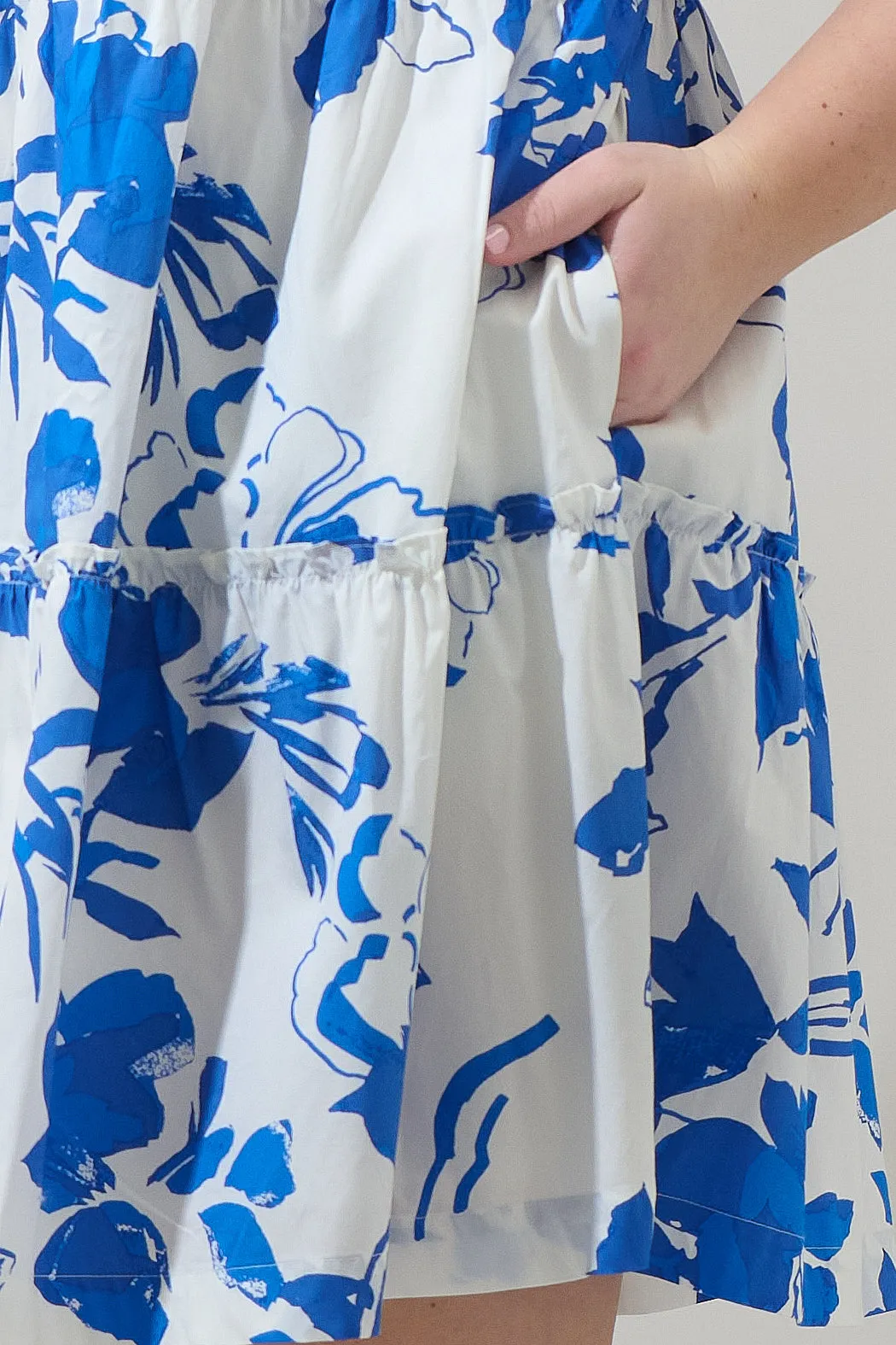 Aby Floral Dixie Split Neck Shift Dress Curve sold by Sugarlips product image thumbnail 5