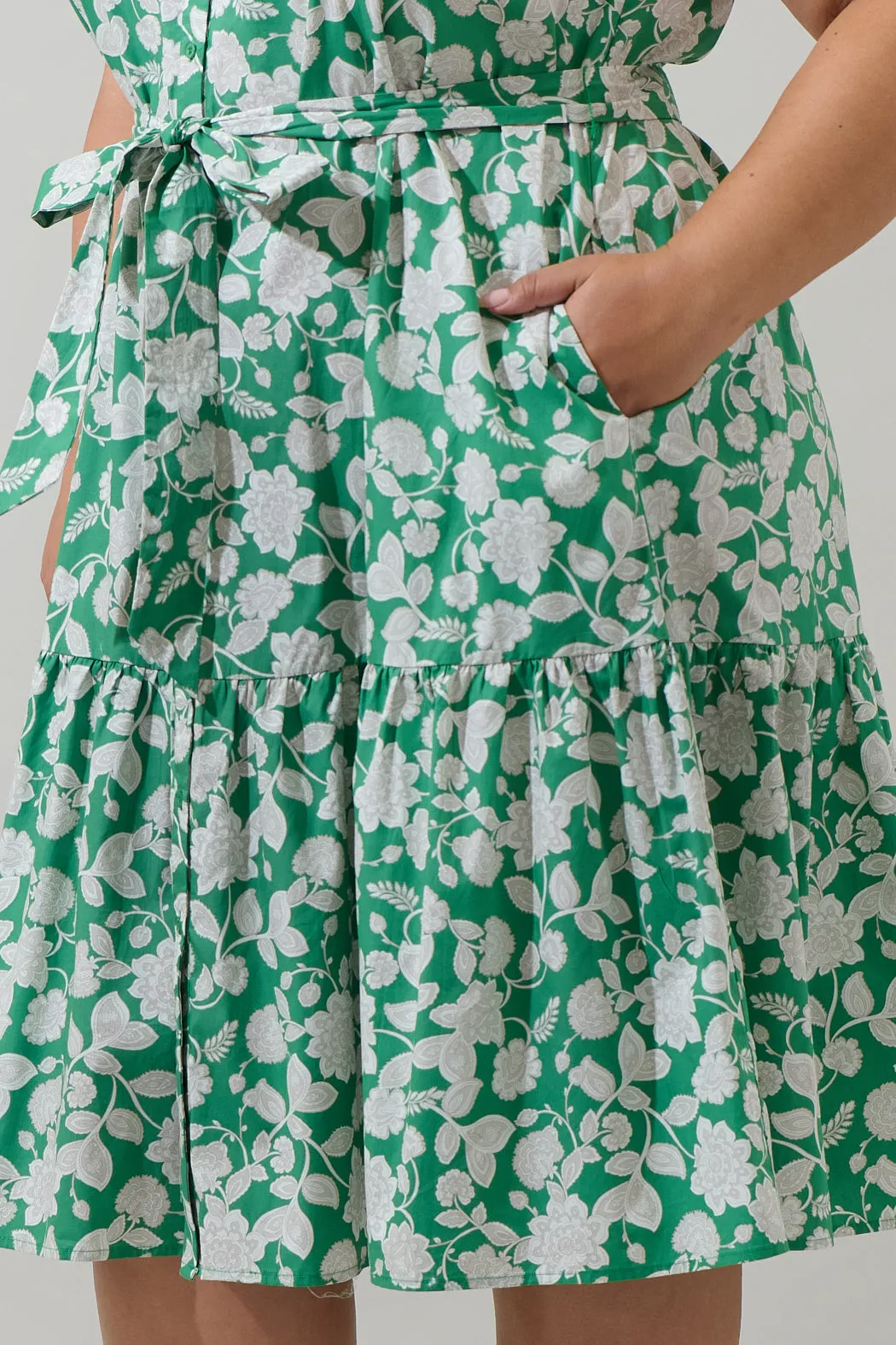 Baxley Floral Charlotte Button Midi Dress Curve sold by Sugarlips product image thumbnail 4