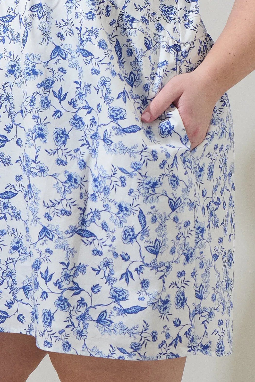 Kearny Floral Jerome Shift Mini Dress Curve sold by Sugarlips product image thumbnail 5