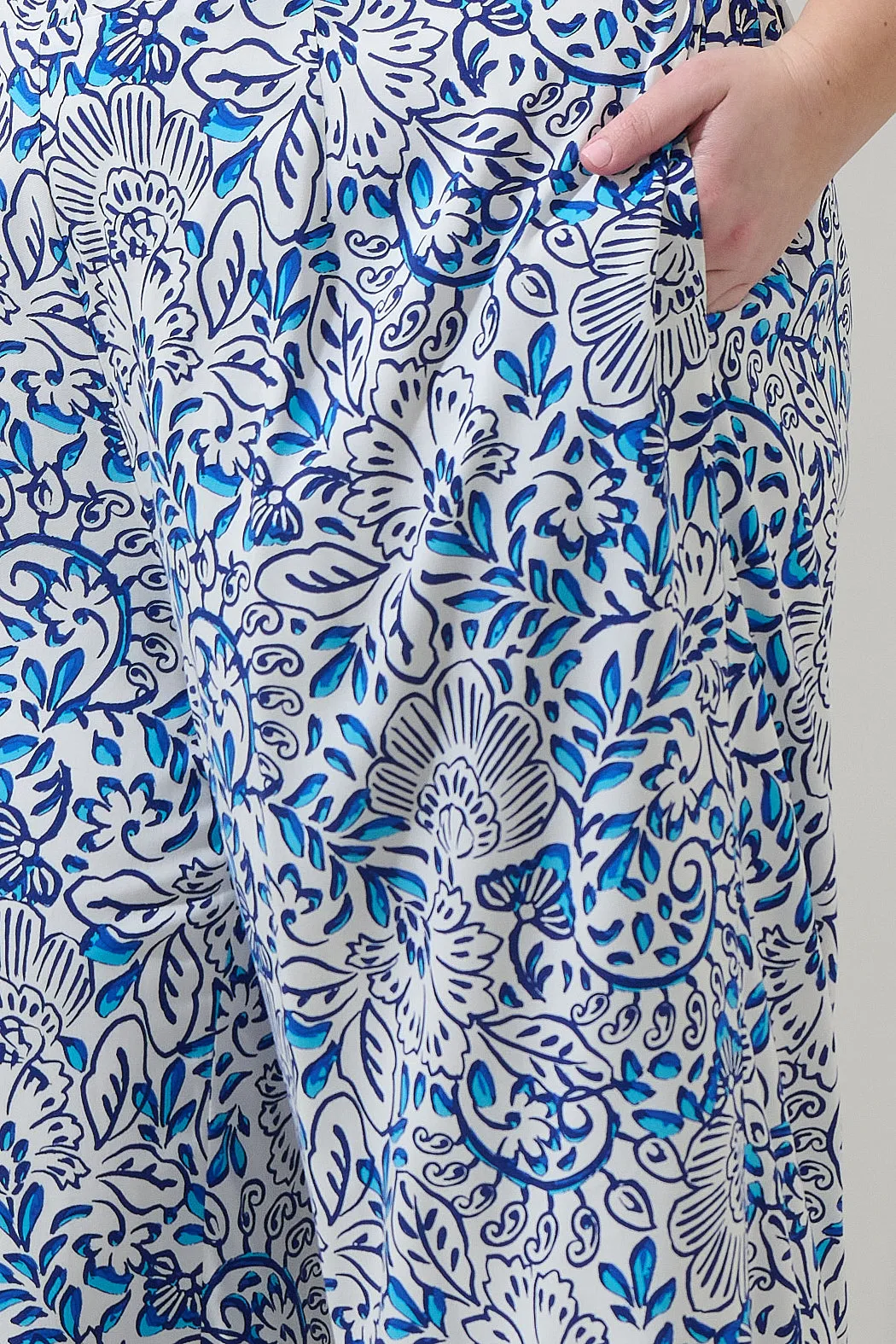 Mize Floral Elena Wide Leg Pants Curve sold by Sugarlips product image thumbnail 5