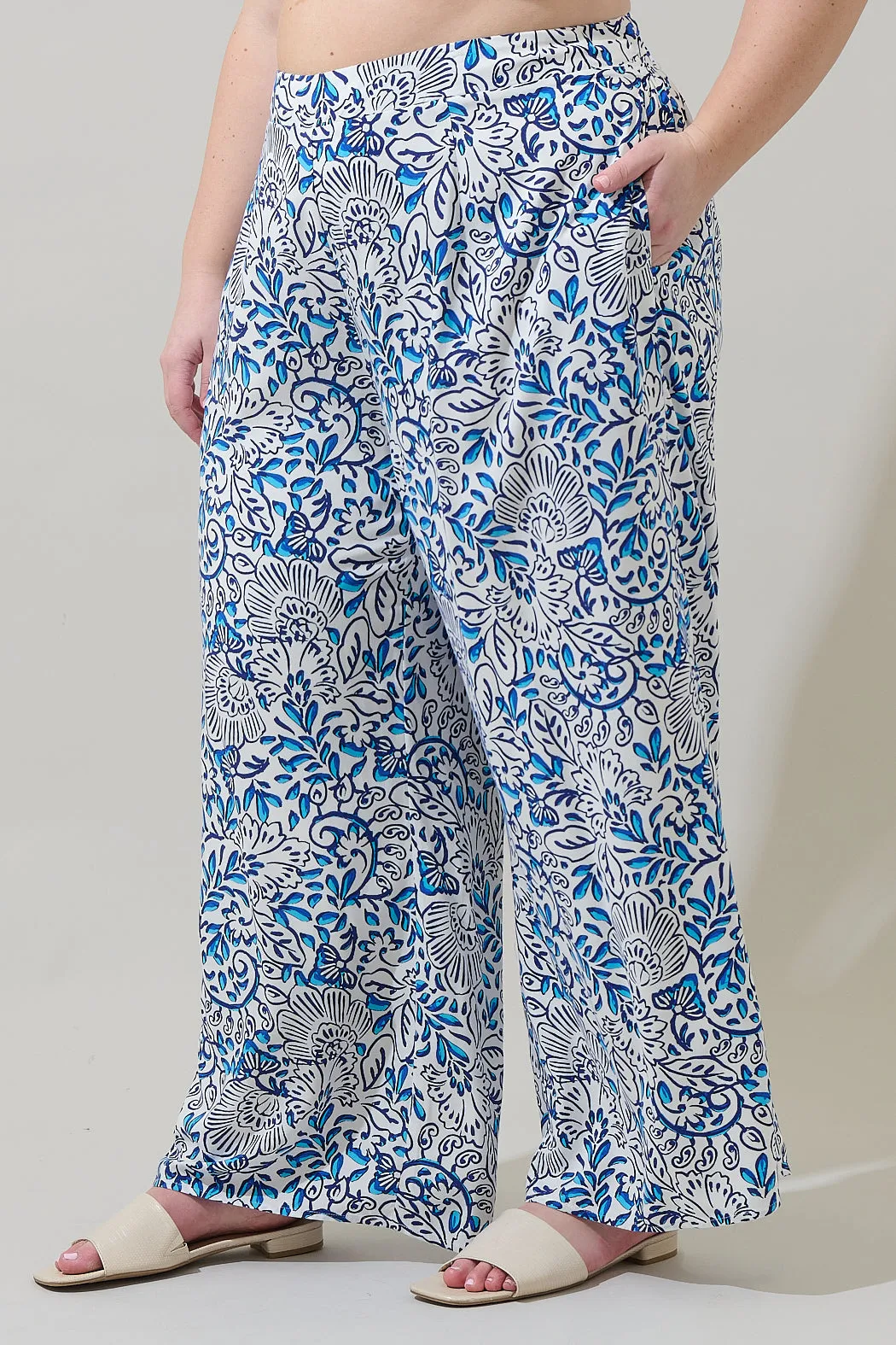 Mize Floral Elena Wide Leg Pants Curve sold by Sugarlips product image thumbnail 3