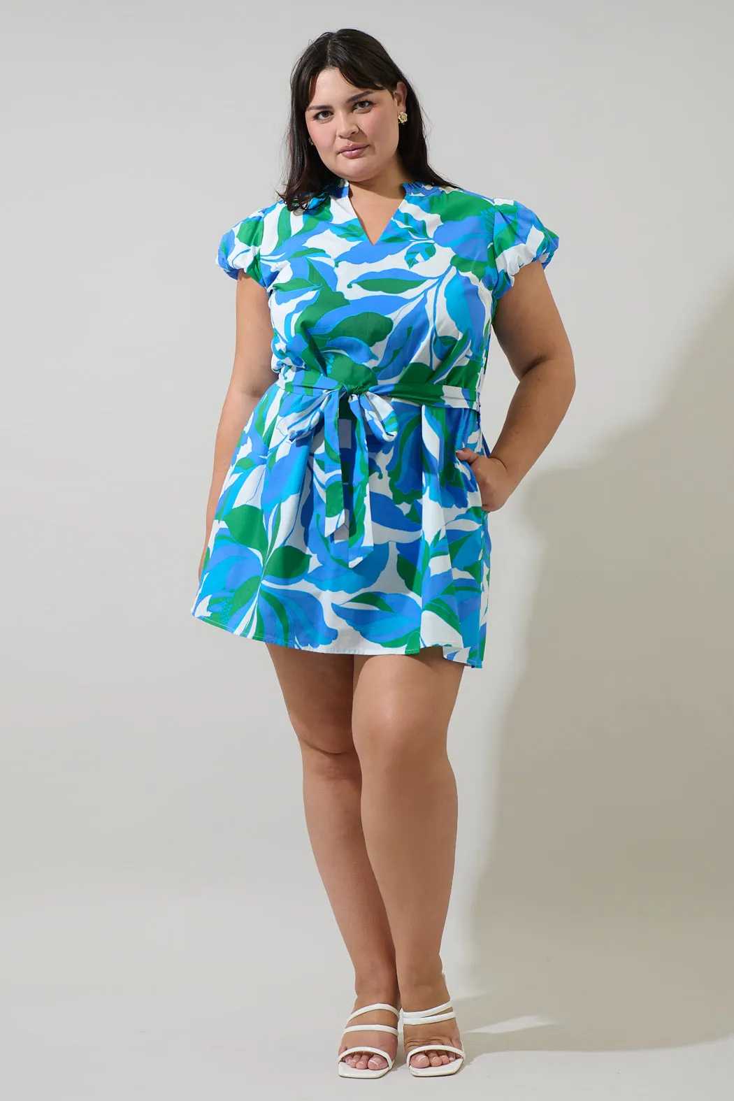 Pansie Floral Orela Shift Mini Dress Curve sold by Sugarlips product image thumbnail 4