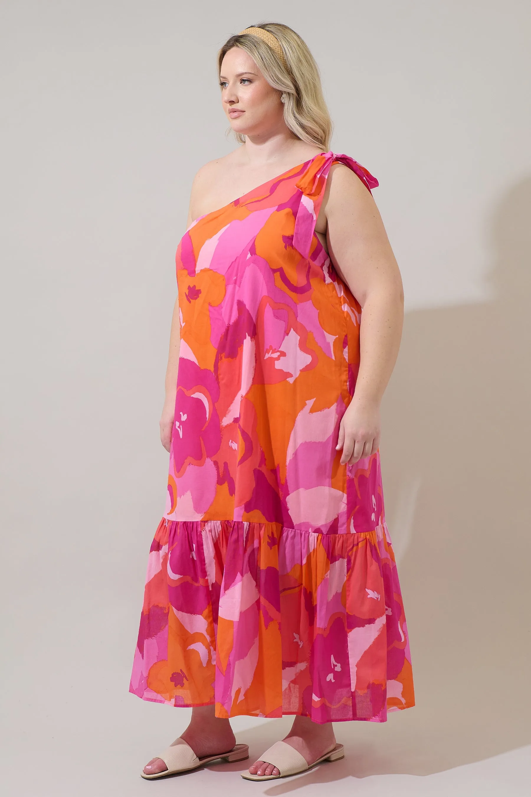 Merim Floral Nicol One Shoulder Maxi Dress Curve sold by Sugarlips product image thumbnail 3