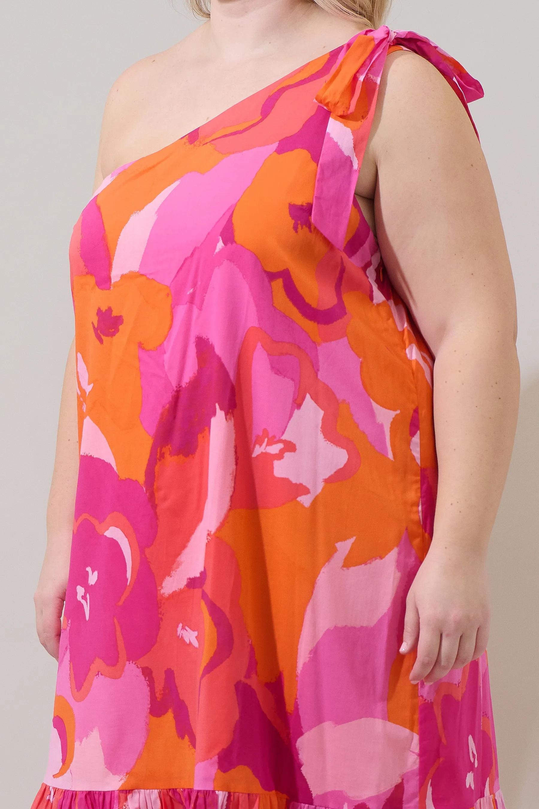 Merim Floral Nicol One Shoulder Maxi Dress Curve sold by Sugarlips product image thumbnail 4
