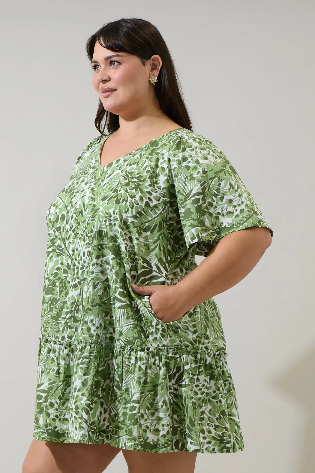 Irenan Leaf Ashby Shift Mini Dress Curve sold by Sugarlips product image thumbnail 3