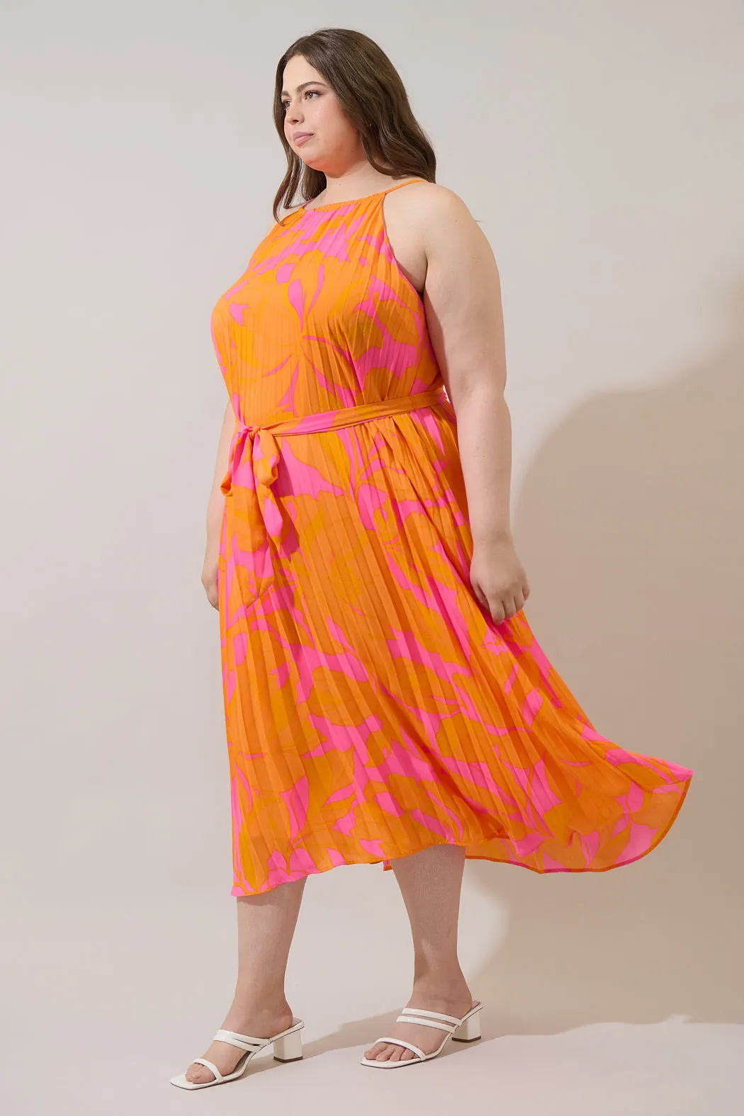 Mexia Floral Maly Pleated Midi Dress Curve sold by Sugarlips product image thumbnail 3