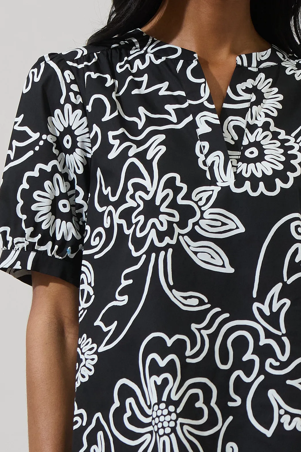 Haylie Floral Neli Split Neck Top sold by Sugarlips product image thumbnail 5