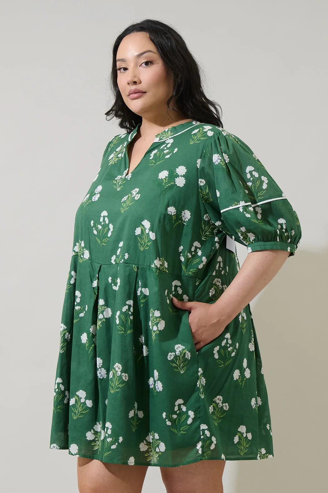 Kestrel Floral Fawna Shift Mini Dress Curve sold by Sugarlips product image thumbnail 3