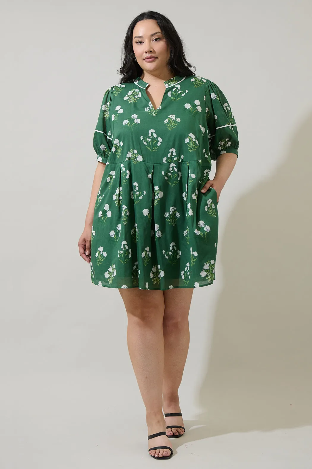 Kestrel Floral Fawna Shift Mini Dress Curve sold by Sugarlips product image thumbnail 4