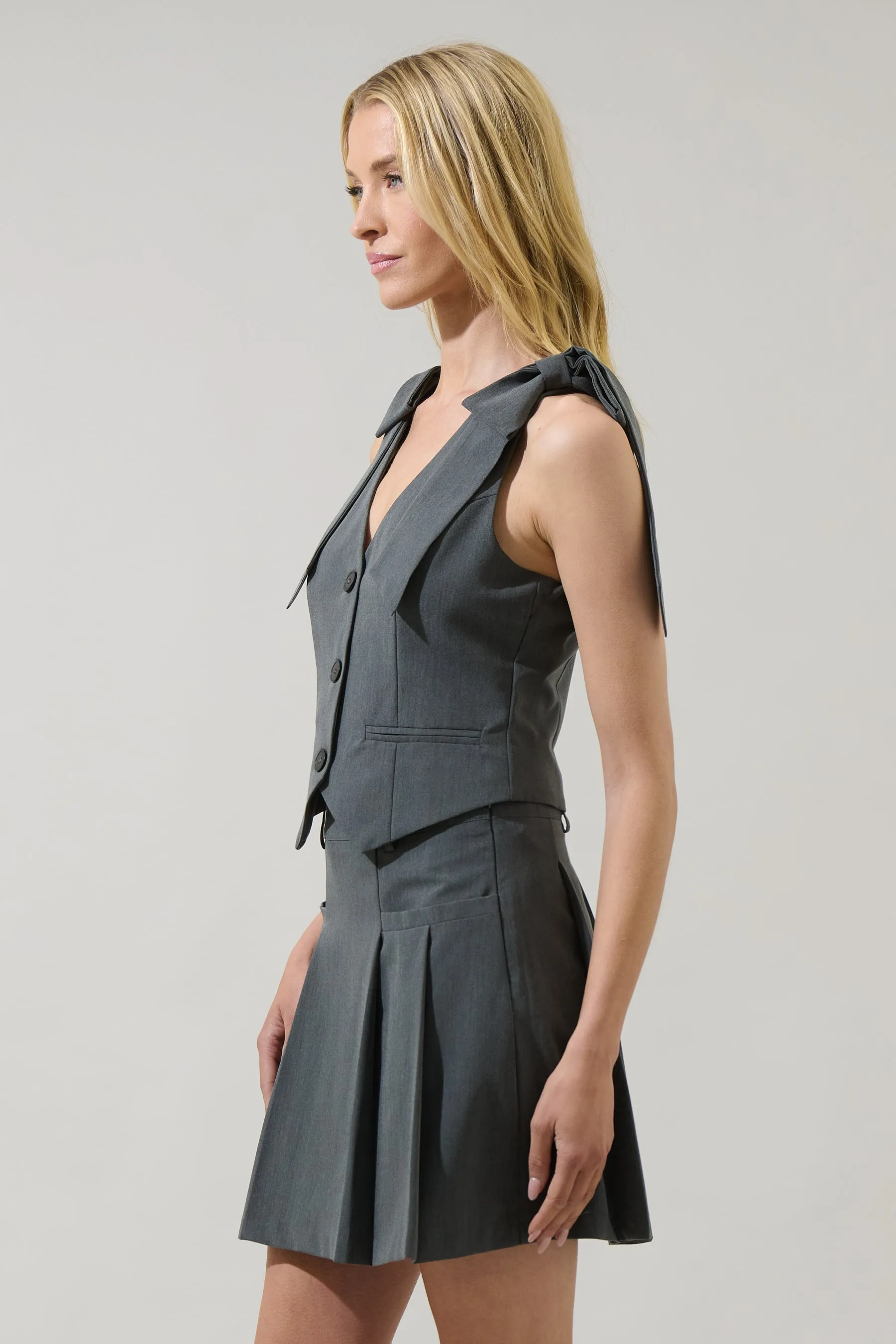 Giany Button Down Bow Vest sold by Sugarlips product image thumbnail 3