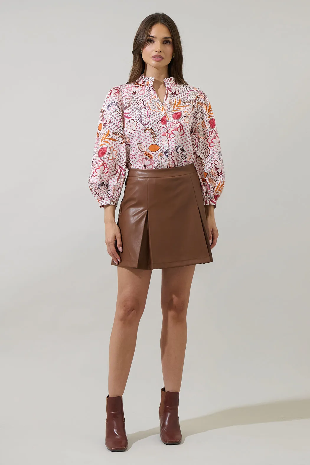 Hendry Floral Ima Button Up Top sold by Sugarlips product image thumbnail 4