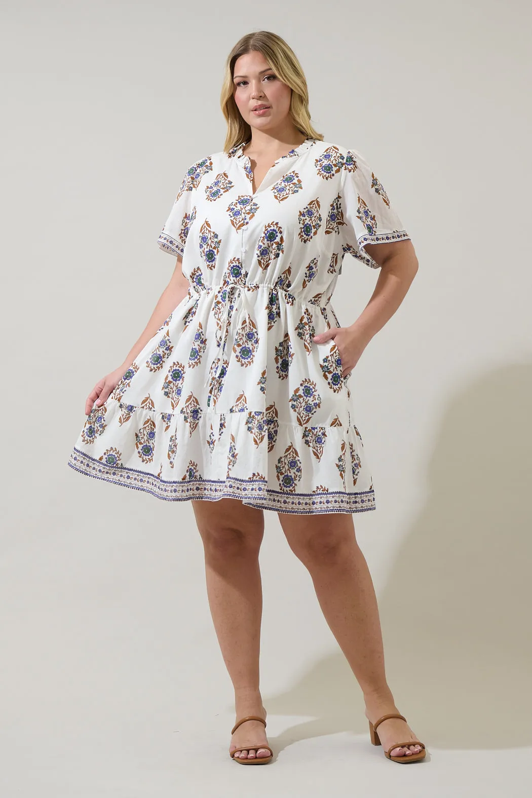 Rennie Floral Warna Shift Mini Dress Curve sold by Sugarlips product image thumbnail 4