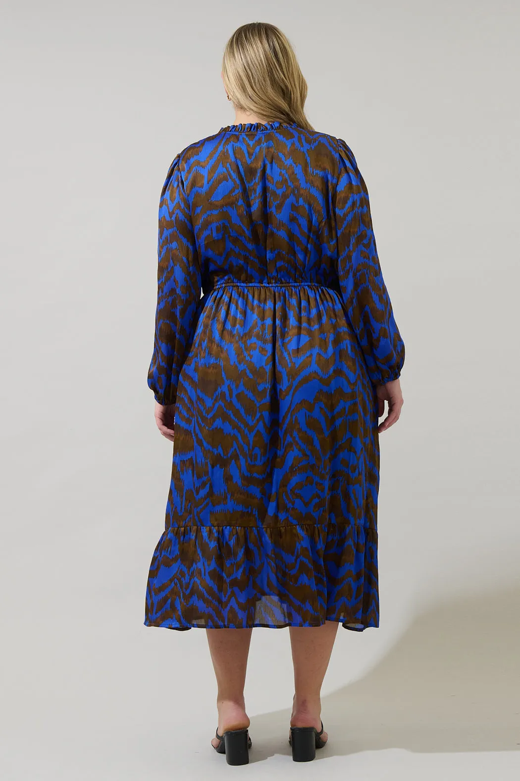Krista Abstract Fabiola Split Neck Midi Dress Curve sold by Sugarlips product image thumbnail 2