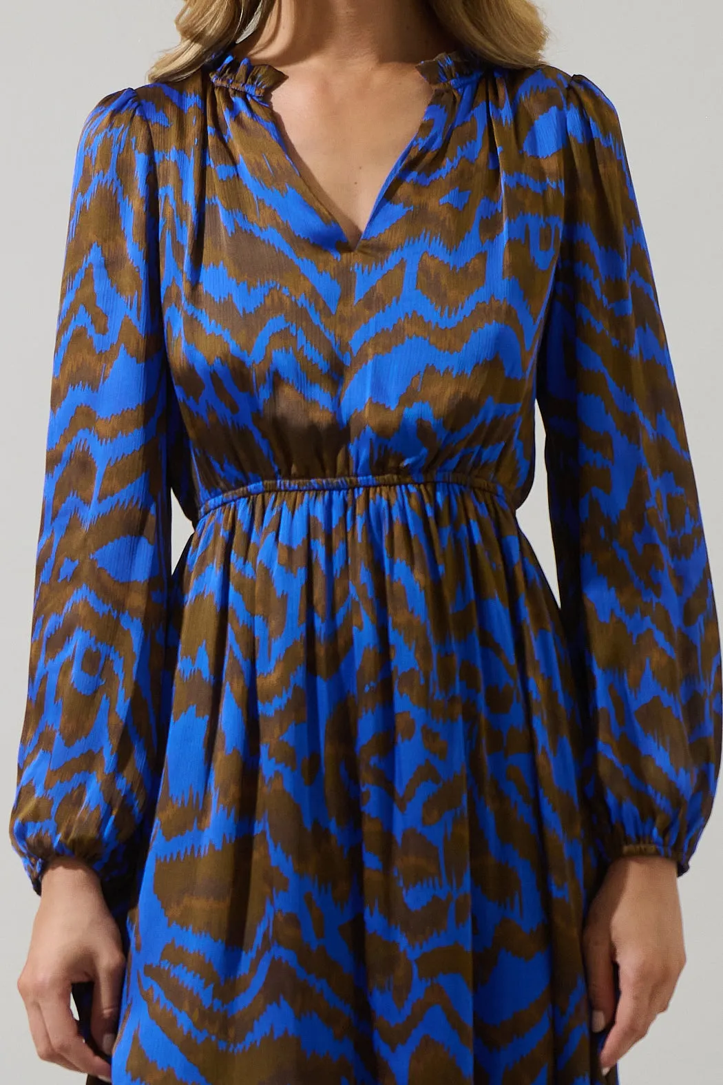 Krista Abstract Fabiola Split Neck Midi Dress sold by Sugarlips product image thumbnail 4