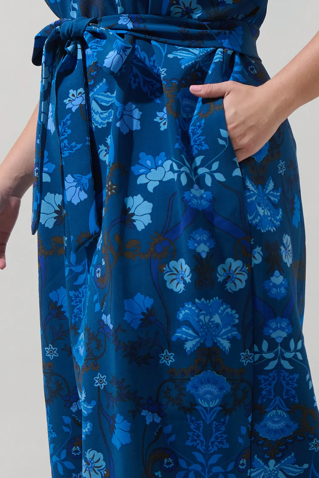Palmate Floral Senidy Puff Sleeve Midi Dress Curve sold by Sugarlips product image thumbnail 4