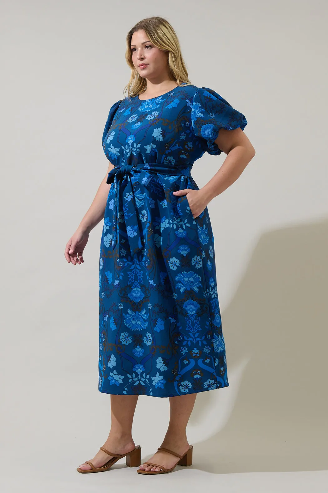 Palmate Floral Senidy Puff Sleeve Midi Dress Curve sold by Sugarlips product image thumbnail 3